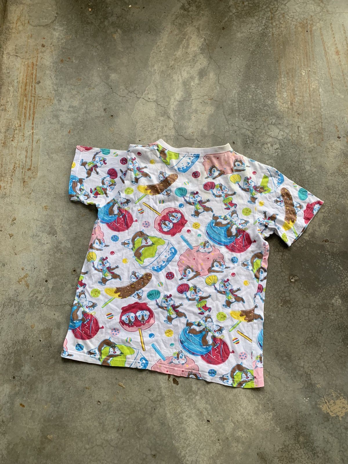 Cartoon Network Vintage Disney Cartoon Chip N dale Full Print Tshirt Size US S / EU 44-46 / 1 - 5 Thumbnail