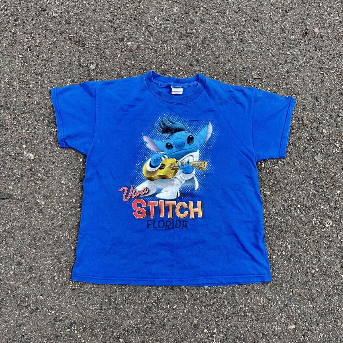 Vintage Vintage Y2K Disney Stitch Graphic Tee Streetwear Blue Boxy M Size US M / EU 48-50 / 2 - 1 Thumbnail