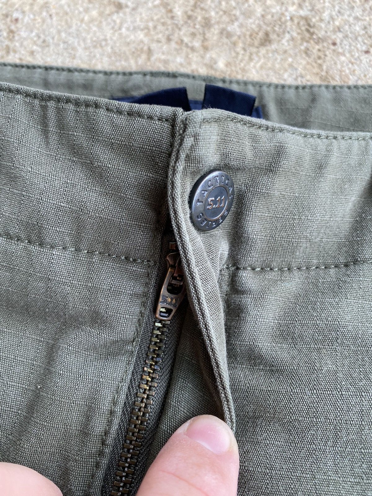 5.11 × Vintage Vintage Y2K 5.11 Gorp Olive Cargo Pants Size 33" - 4 Thumbnail