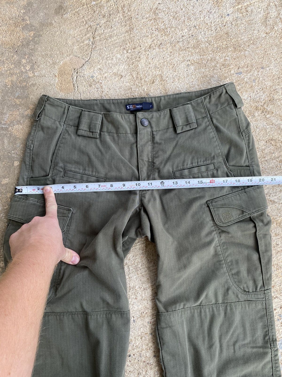 5.11 × Vintage Vintage Y2K 5.11 Gorp Olive Cargo Pants Size 33" - 8 Thumbnail