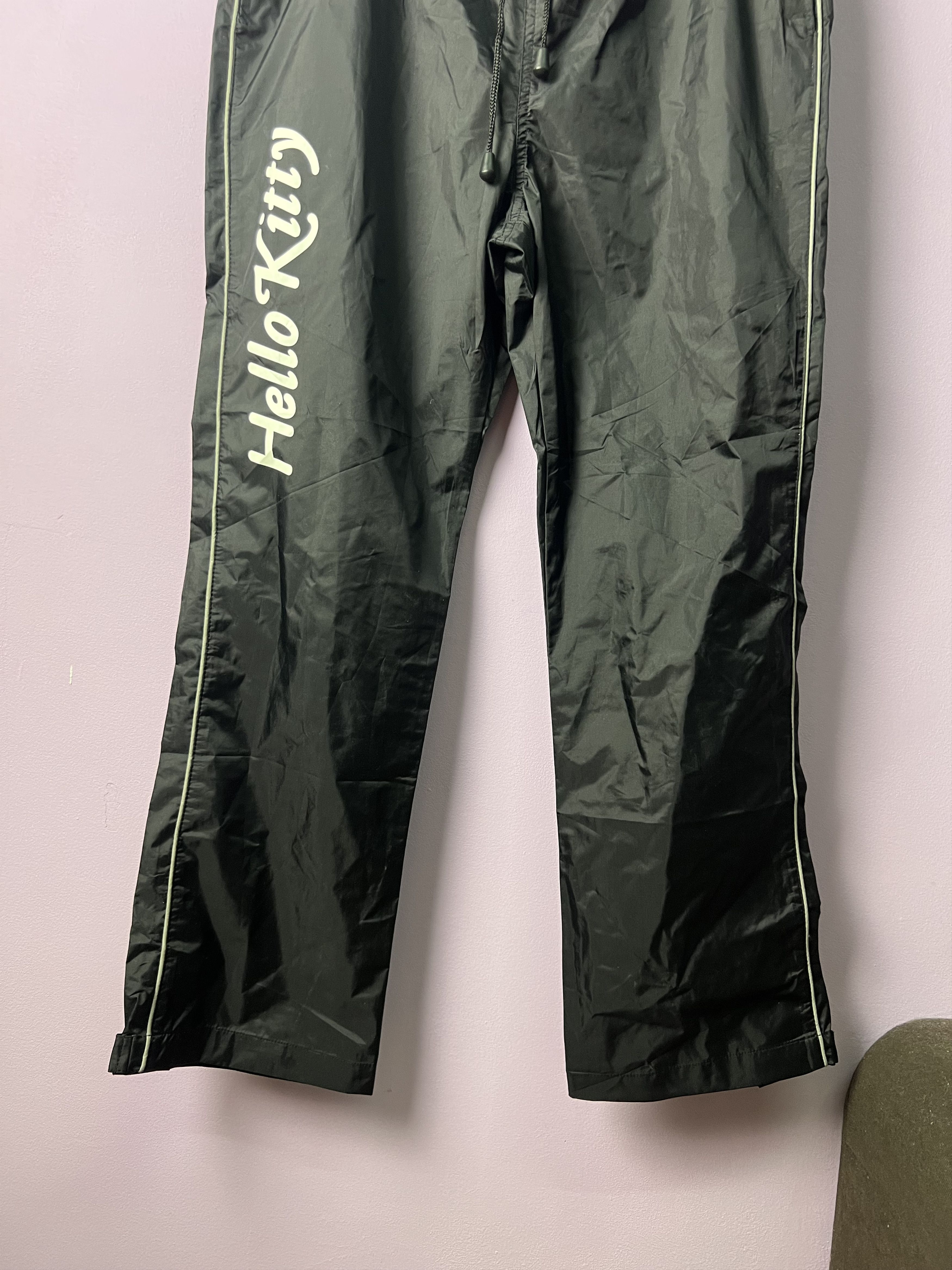 Cartoon Network 🔥Rare Hello Kitty Track Sweat Pants Size US 33 - 4 Thumbnail