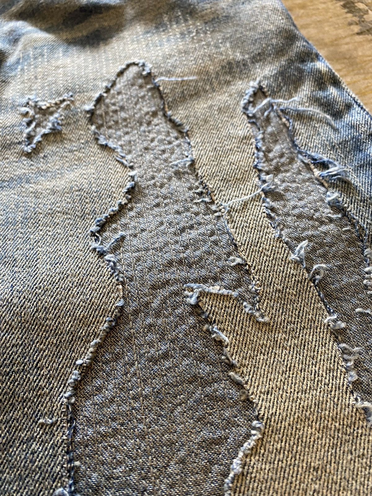 Swagger Repaired distressed wash denim Size US 33 - 7 Thumbnail