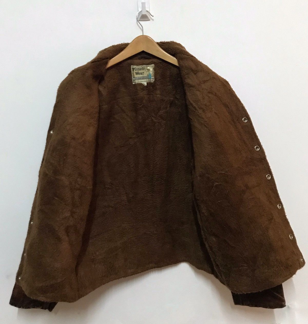 Vintage 🔥rare🔥 vintage Pioneer shearling leather jacket Size US L / EU 52-54 / 3 - 5 Thumbnail