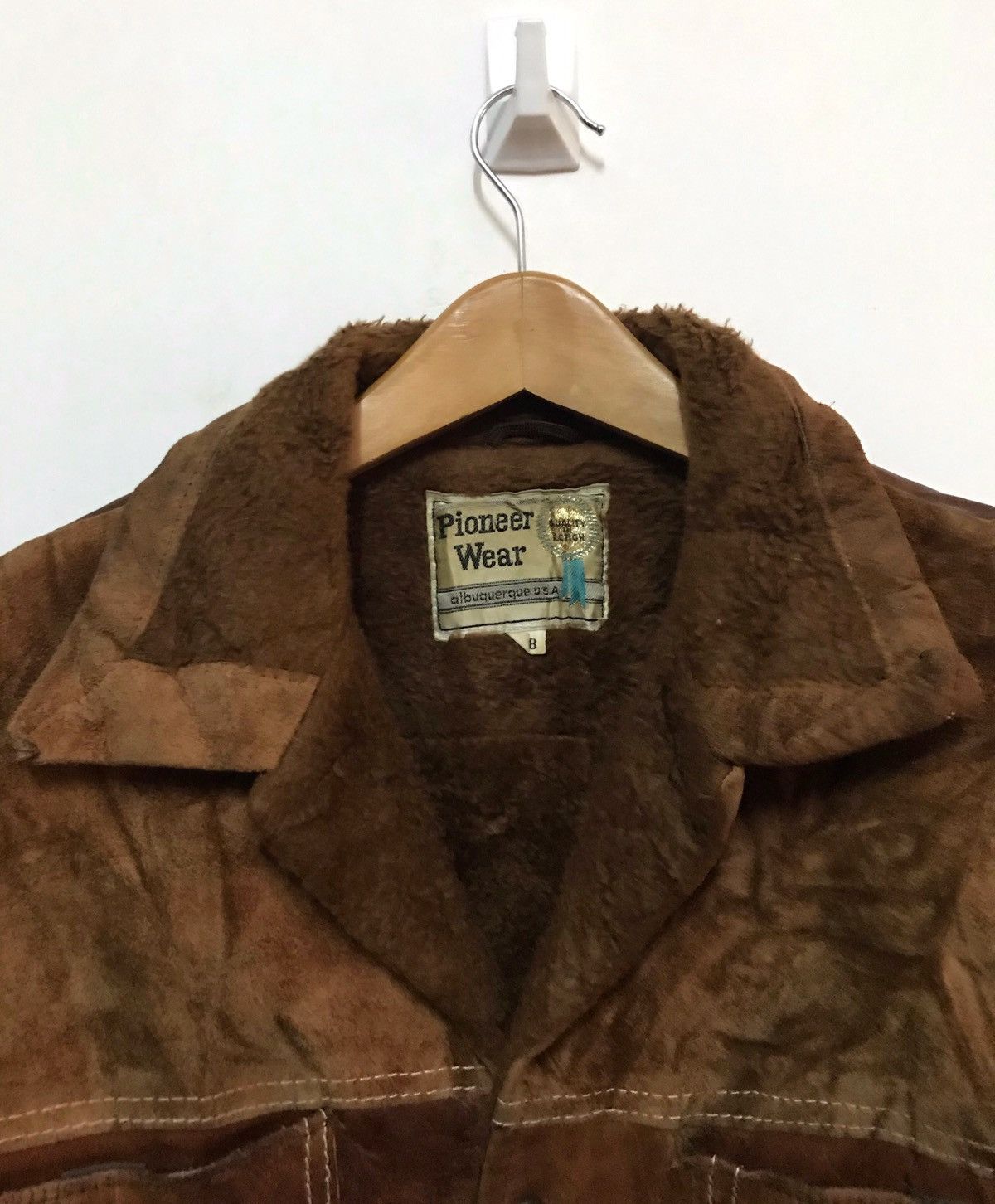 Vintage 🔥rare🔥 vintage Pioneer shearling leather jacket Size US L / EU 52-54 / 3 - 3 Thumbnail