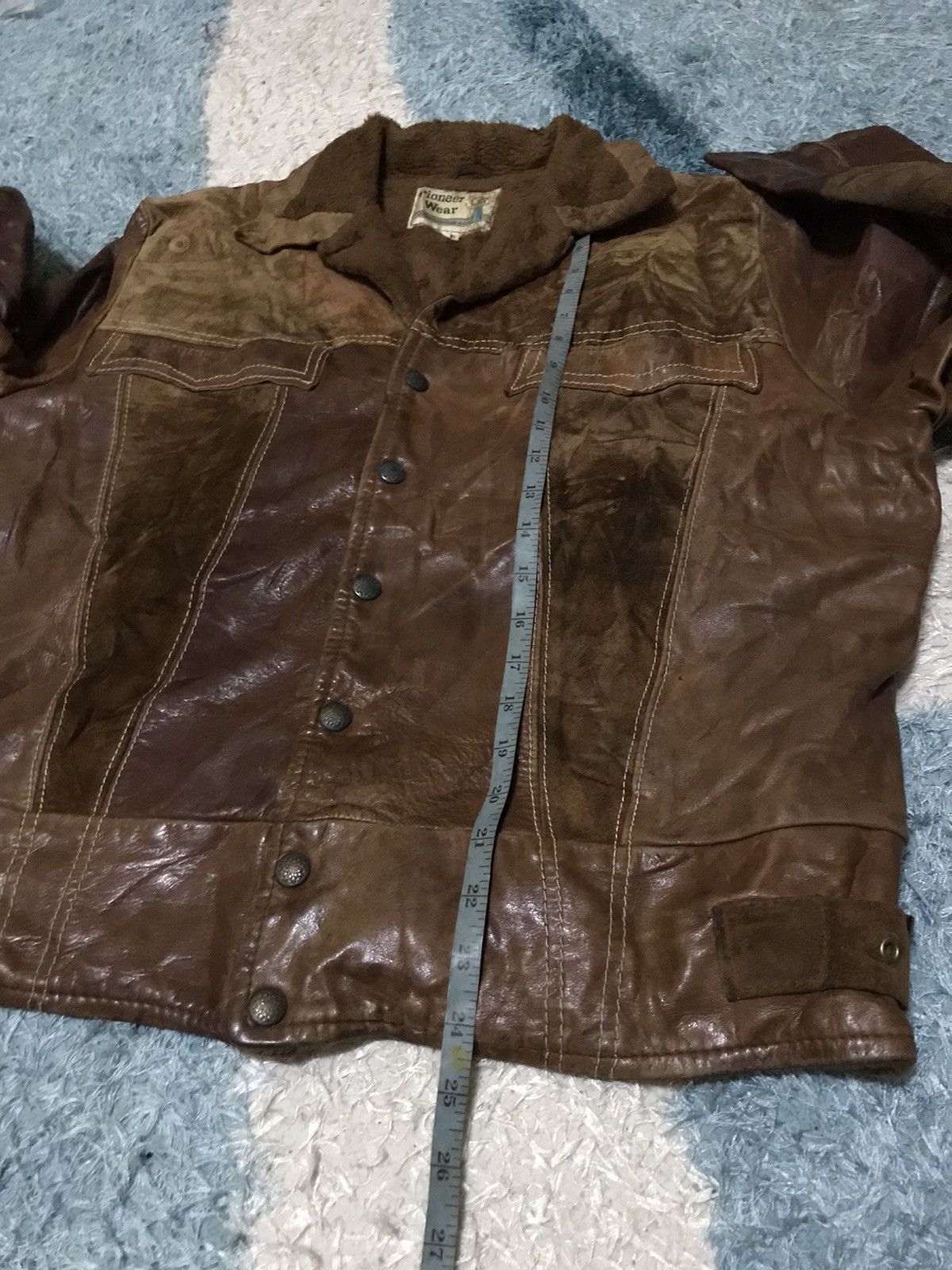 Vintage Pioneer store Wear Leather Jacket size 10