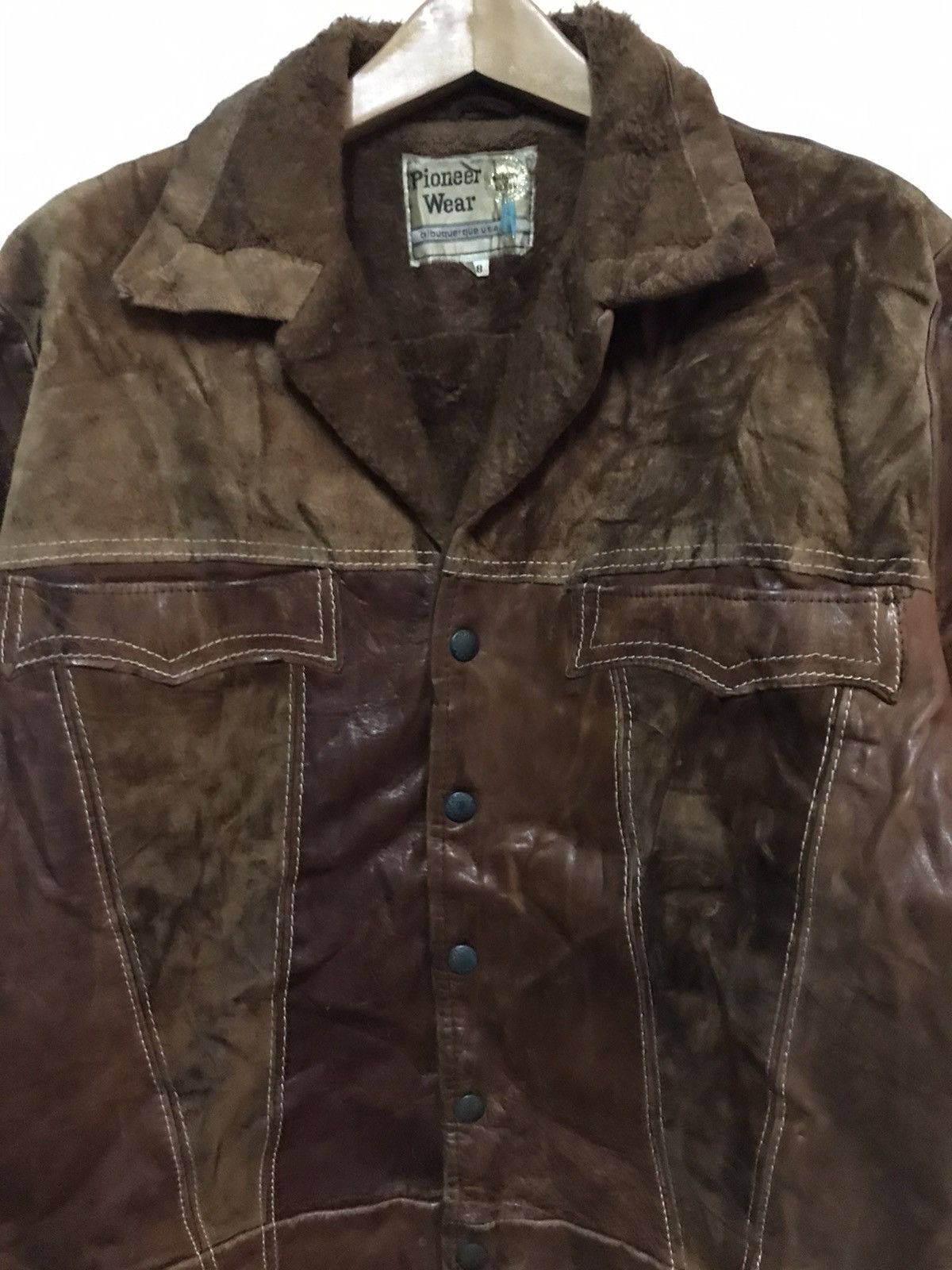 Vintage 🔥rare🔥 vintage Pioneer shearling leather jacket Size US L / EU 52-54 / 3 - 4 Thumbnail