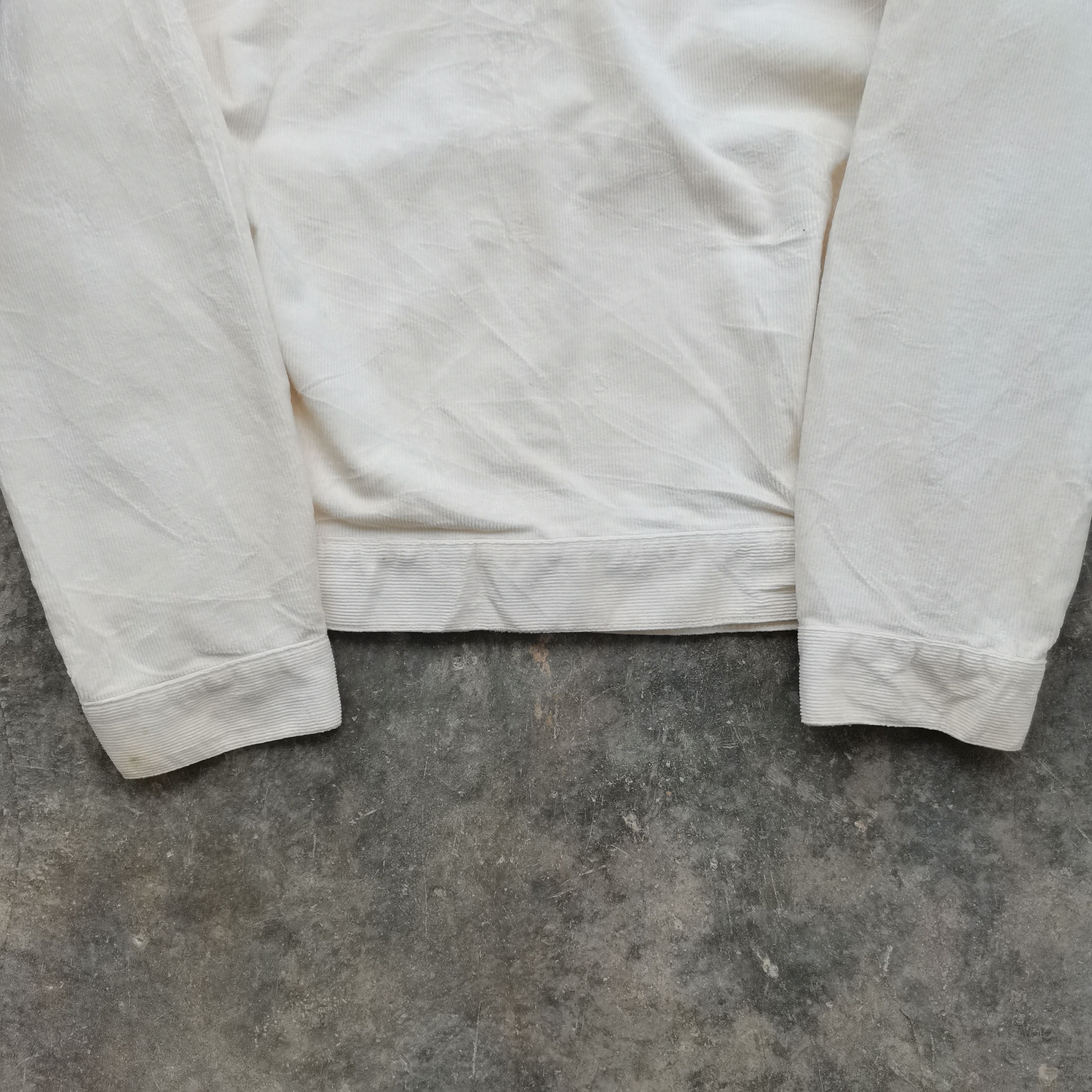 Japanese Brand Uniqlo Cropped Button Up Corduroy Jacket Size US L / EU 52-54 / 3 - 9 Thumbnail
