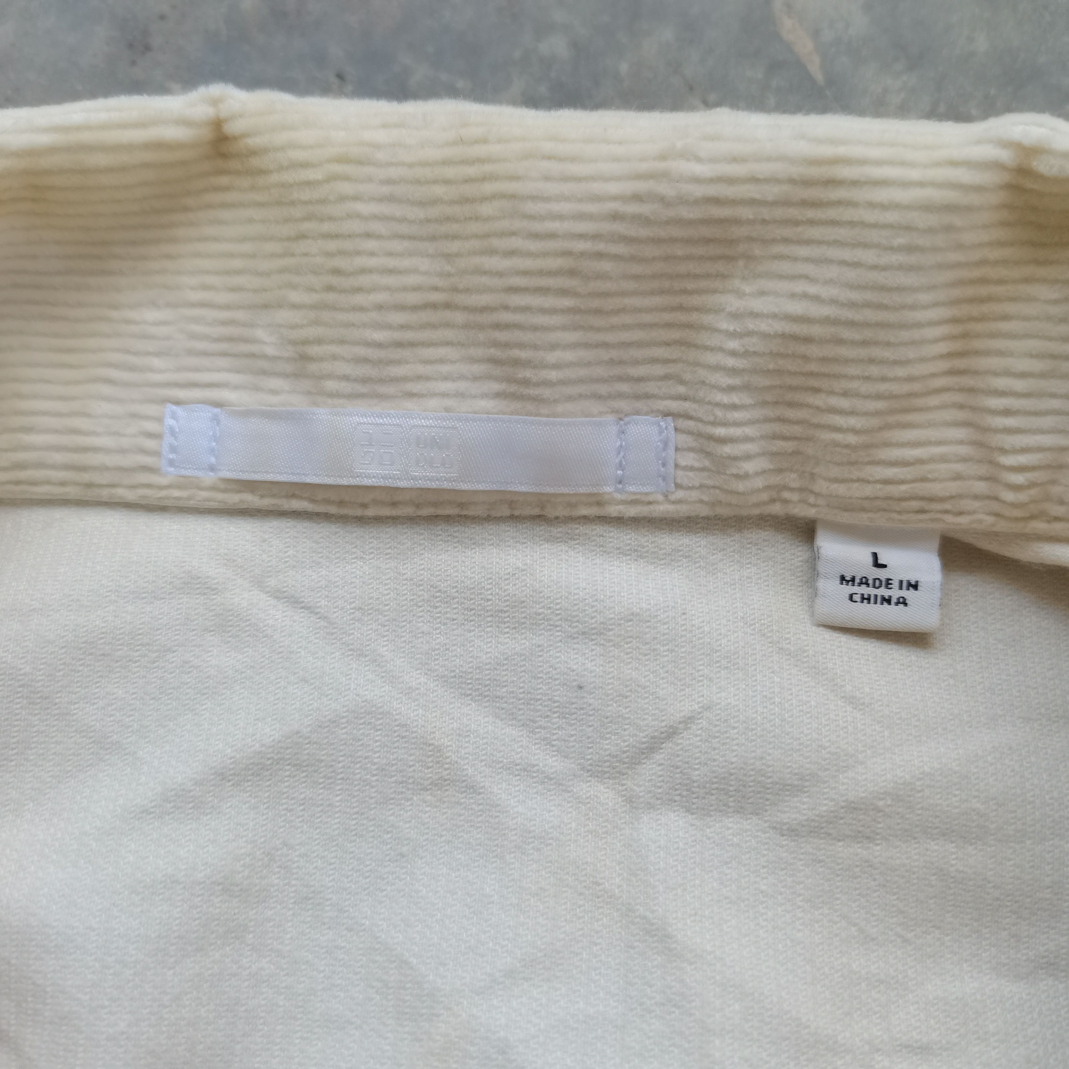 Japanese Brand Uniqlo Cropped Button Up Corduroy Jacket Size US L / EU 52-54 / 3 - 13 Thumbnail