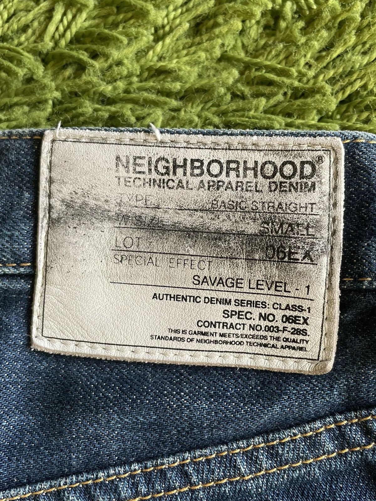 Neighborhood Rare Neighborhood Lot 06EX Savage Level-1 Selvage Size US 32 / EU 48 - 5 Thumbnail