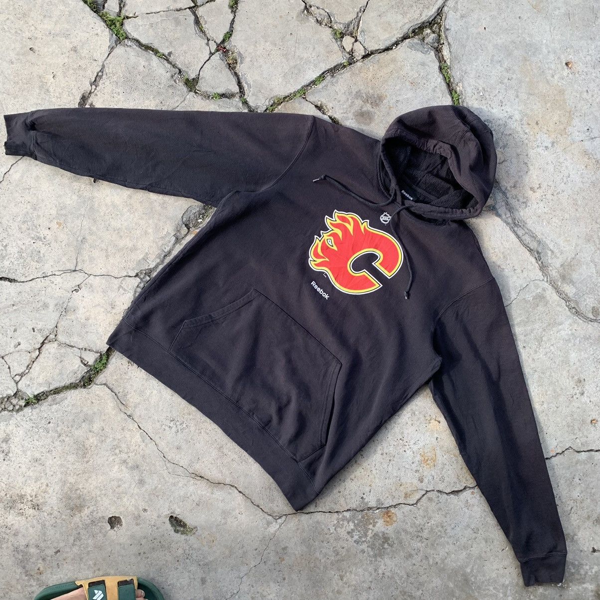 NHL × Reebok NHL Reebok minor sunfaded hoodie Size US L / EU 52-54 / 3 - 5 Thumbnail