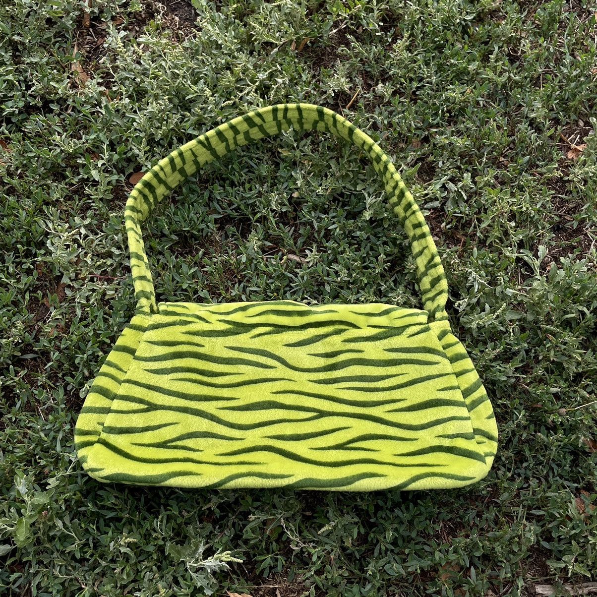 Vintage Vintage Y2K Zebra Stripe Crossbody Bag Streetwear Boxy OS Size ONE SIZE - 6 Thumbnail