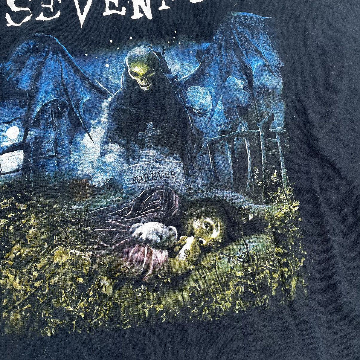 Vintage Vintage 90s Avenged Sevenfold Sun Faded Band Tee Grunge L Size US L / EU 52-54 / 3 - 6 Thumbnail