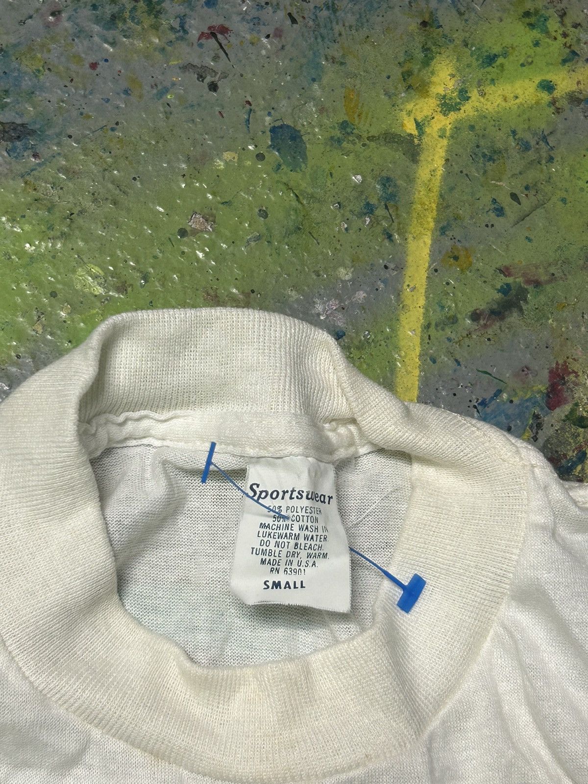 Vintage Cape codasaurus T-shirt 80s Size US S / EU 44-46 / 1 - 5 Thumbnail