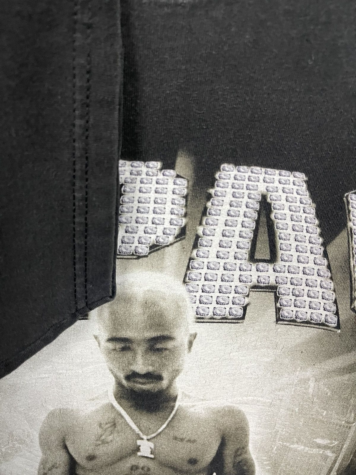 Rap Tees Very Rare Vintage Tupac Shakur American Rapper T Shirt Size US L / EU 52-54 / 3 - 9 Thumbnail
