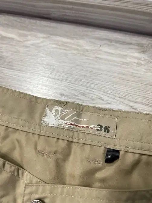 Oakley Vintage Oakley cargo shorts size 36 Size US 36 / EU 52 - 6 Thumbnail