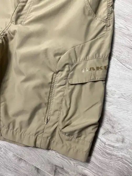 Oakley Vintage Oakley cargo shorts size 36 Size US 36 / EU 52 - 3 Thumbnail