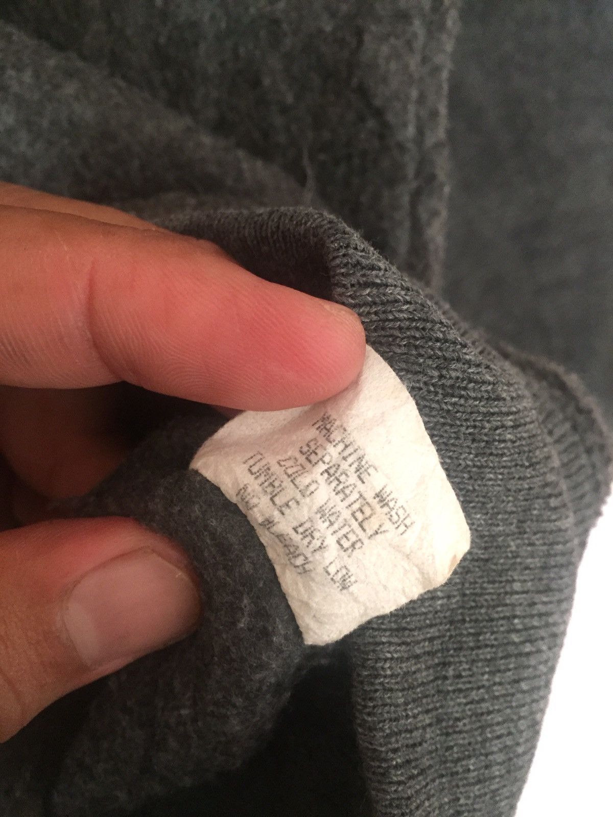 Guess × Vintage Vintage Guess Sport Spell Out Sweatshirt Size US XL / EU 56 / 4 - 7 Thumbnail