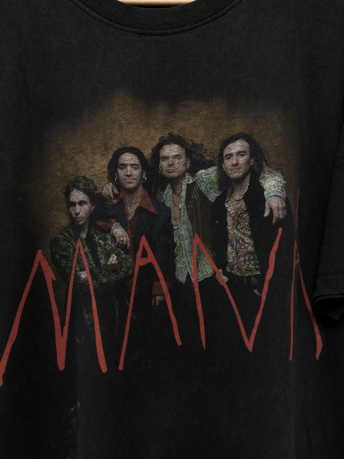 Band Tees × Vintage Vintage Maná Mexican Rock Band Rare Tour Tee Shirt Size US XL / EU 56 / 4 - 2 Thumbnail