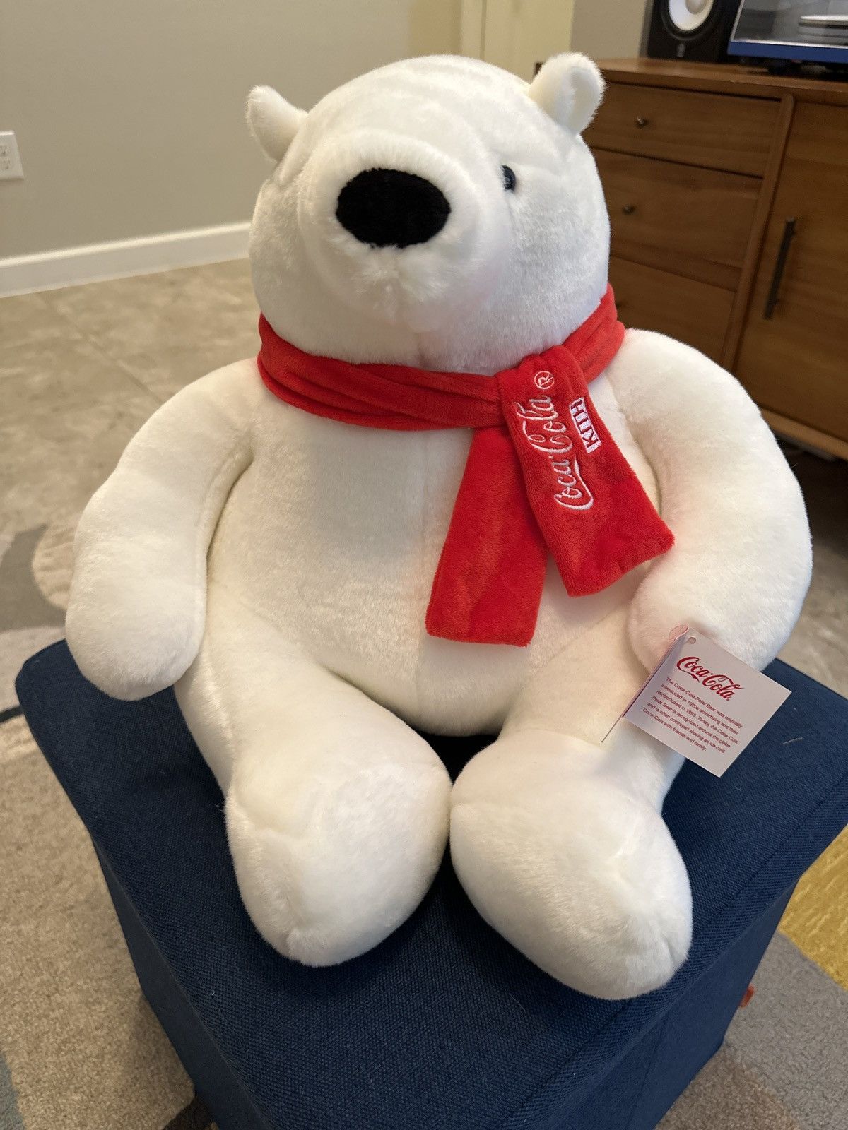 Kith X Coca Cola Polar Bear Red Scarf Large New