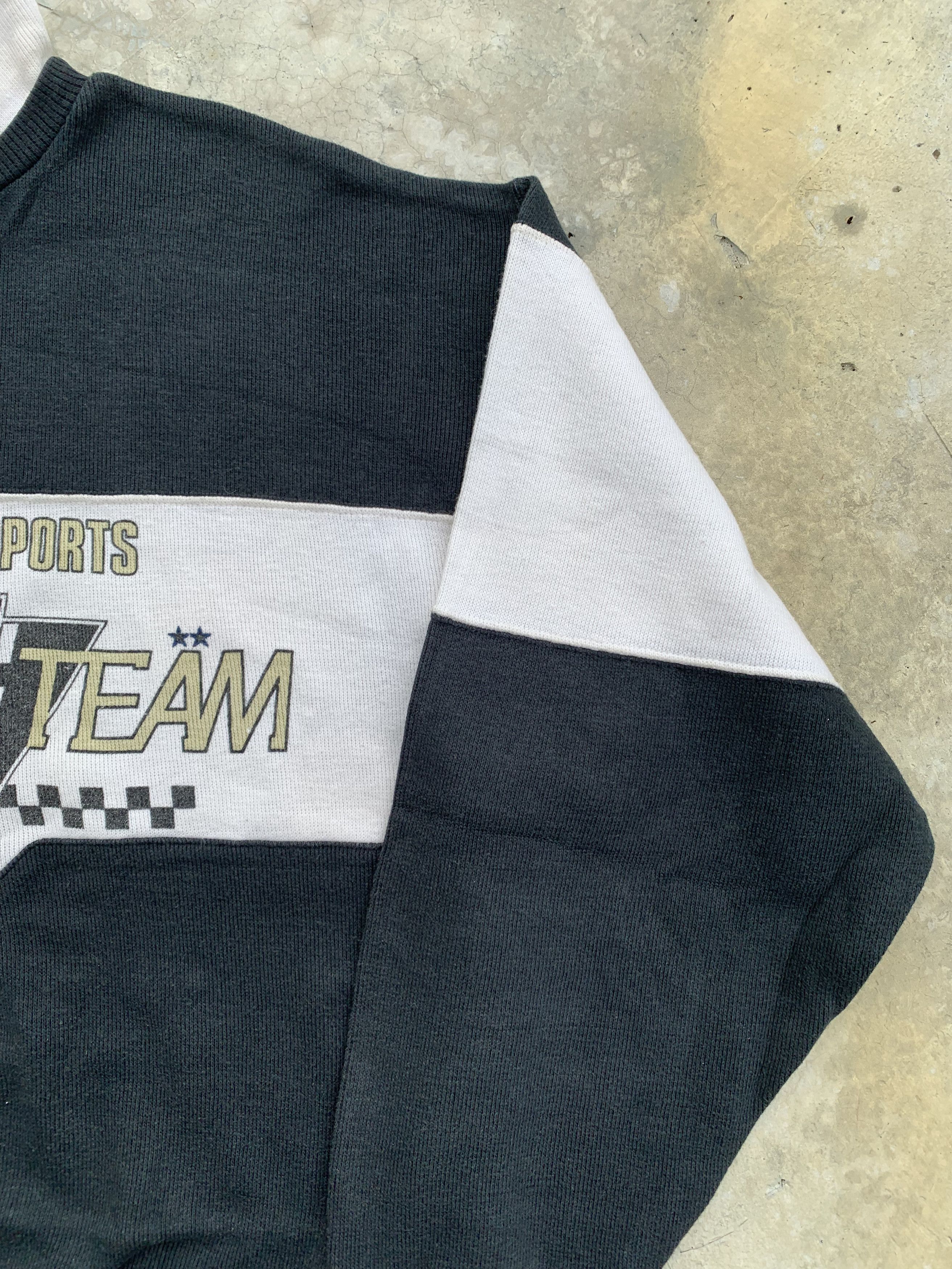 Japanese Brand Vintage Cubic US Motorsports F1 Race Team Logo Sweatshirt Size US M / EU 48-50 / 2 - 3 Thumbnail
