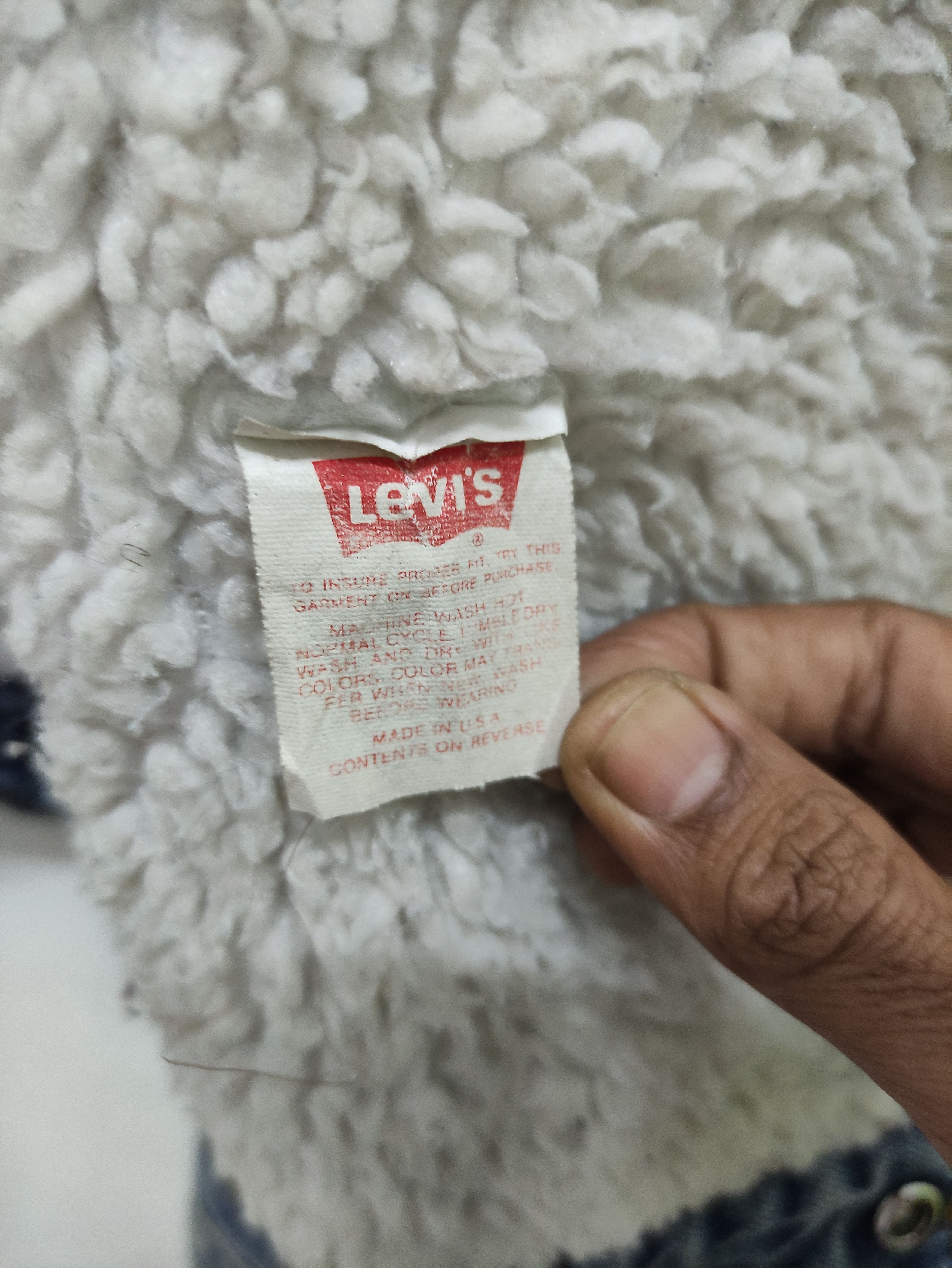 Levi's Vintage Clothing Vintage Levi's 80’s USA Distressed Sherpa Trucker Jacket Size US M / EU 48-50 / 2 - 9 Thumbnail