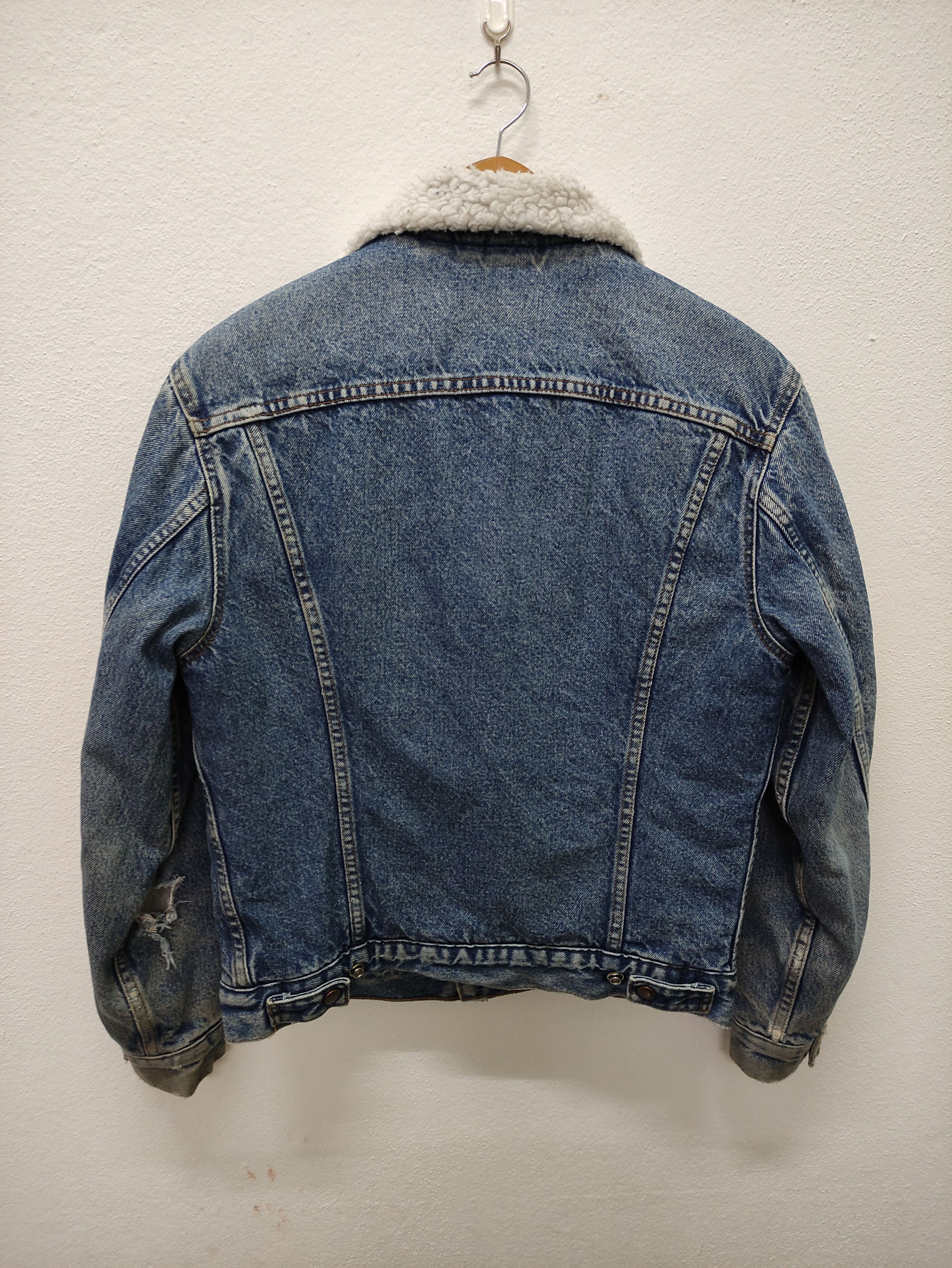 Levi's Vintage Clothing Vintage Levi's 80’s USA Distressed Sherpa Trucker Jacket Size US M / EU 48-50 / 2 - 2 Thumbnail