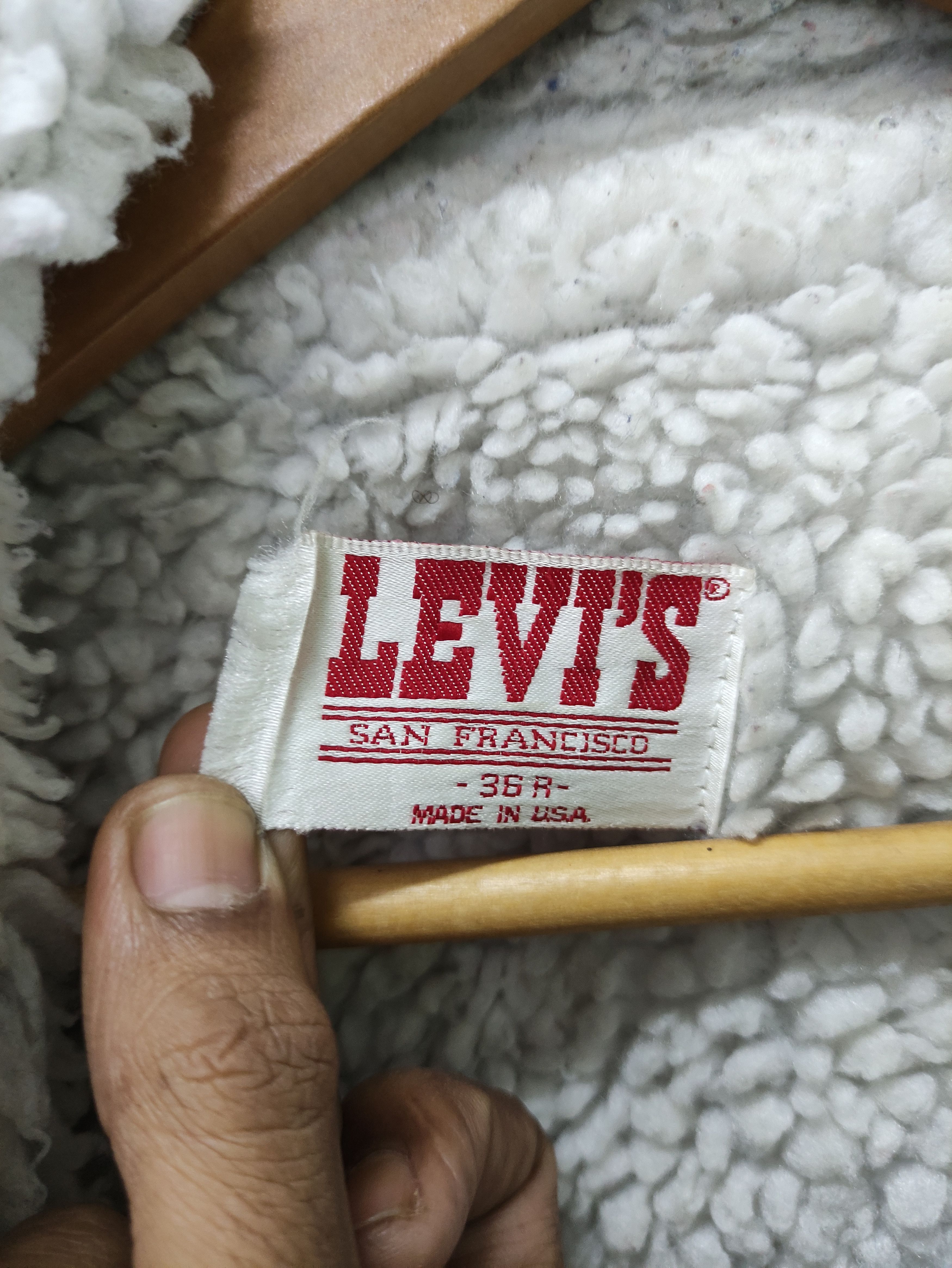 Levi's Vintage Clothing Vintage Levi's 80’s USA Distressed Sherpa Trucker Jacket Size US M / EU 48-50 / 2 - 8 Thumbnail