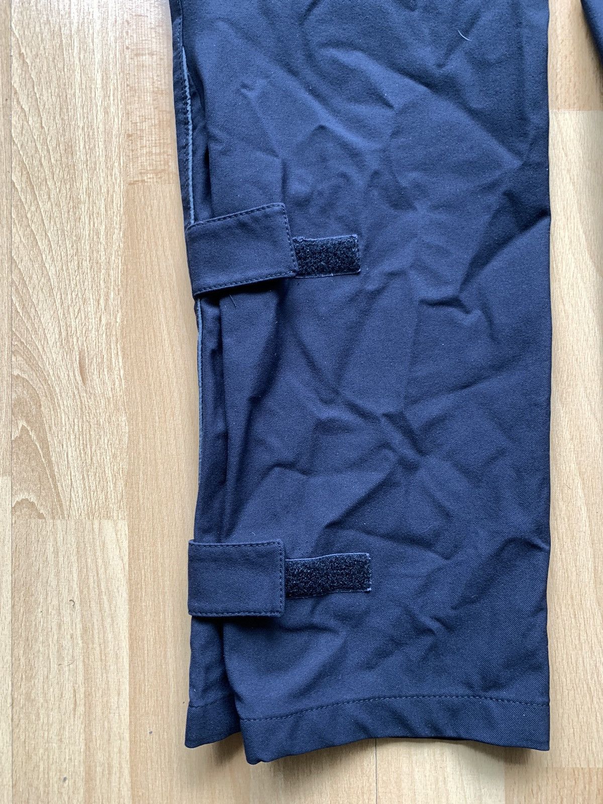 Prada AW99 velcro sport navy tab pants Size US 28 / EU 44 - 6 Thumbnail