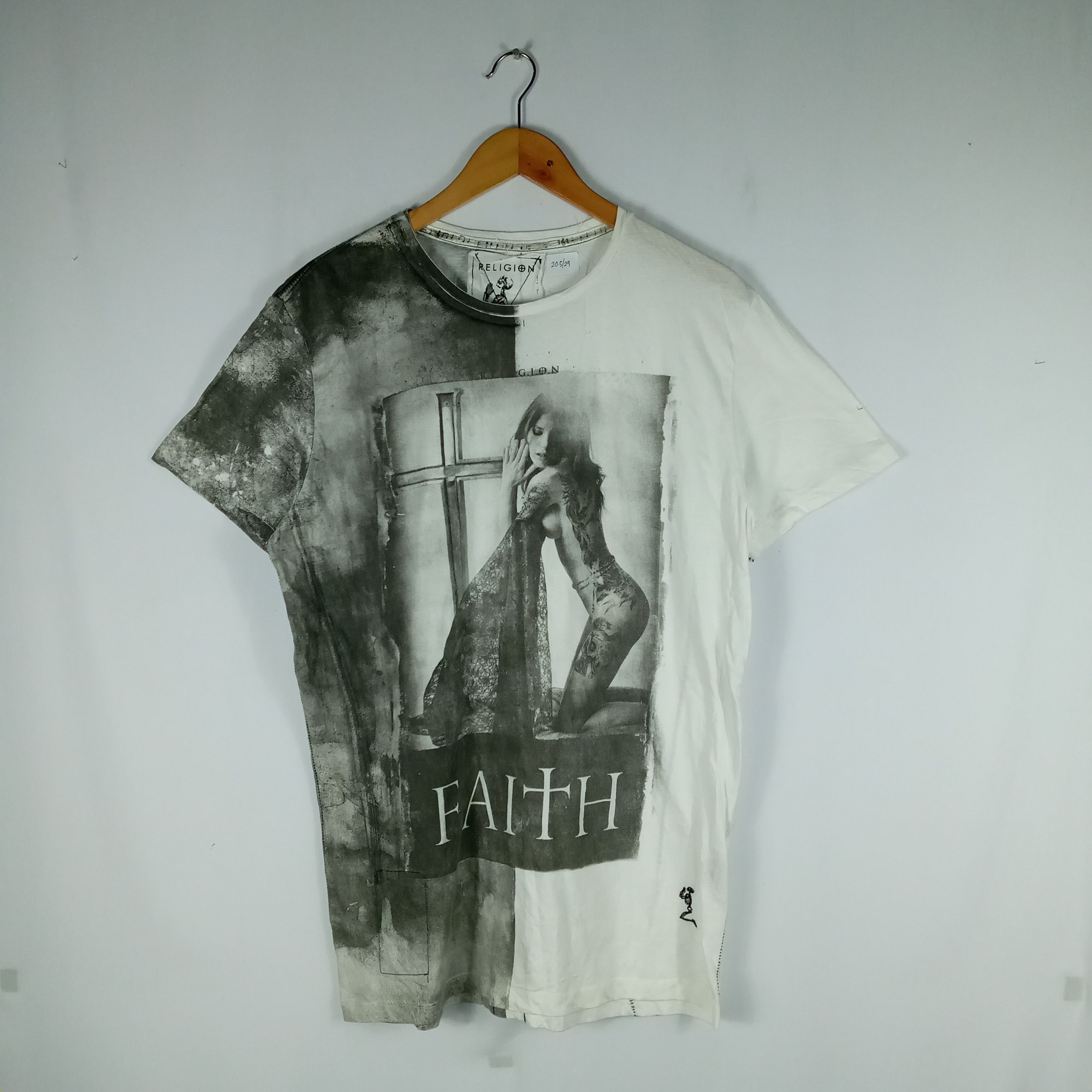 Vintage Japanese Brand Religion Nice Design Naked Lady