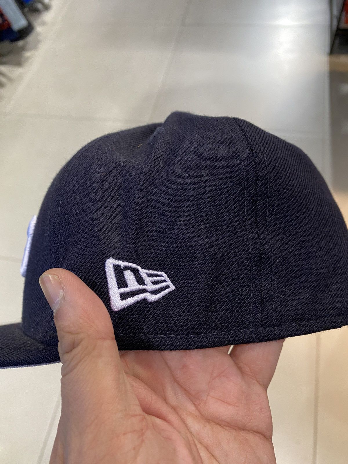 New Era × Supreme Supreme New Era Hebrew Logo Hat 7 1/2 5/8 Size ONE SIZE - 4 Thumbnail