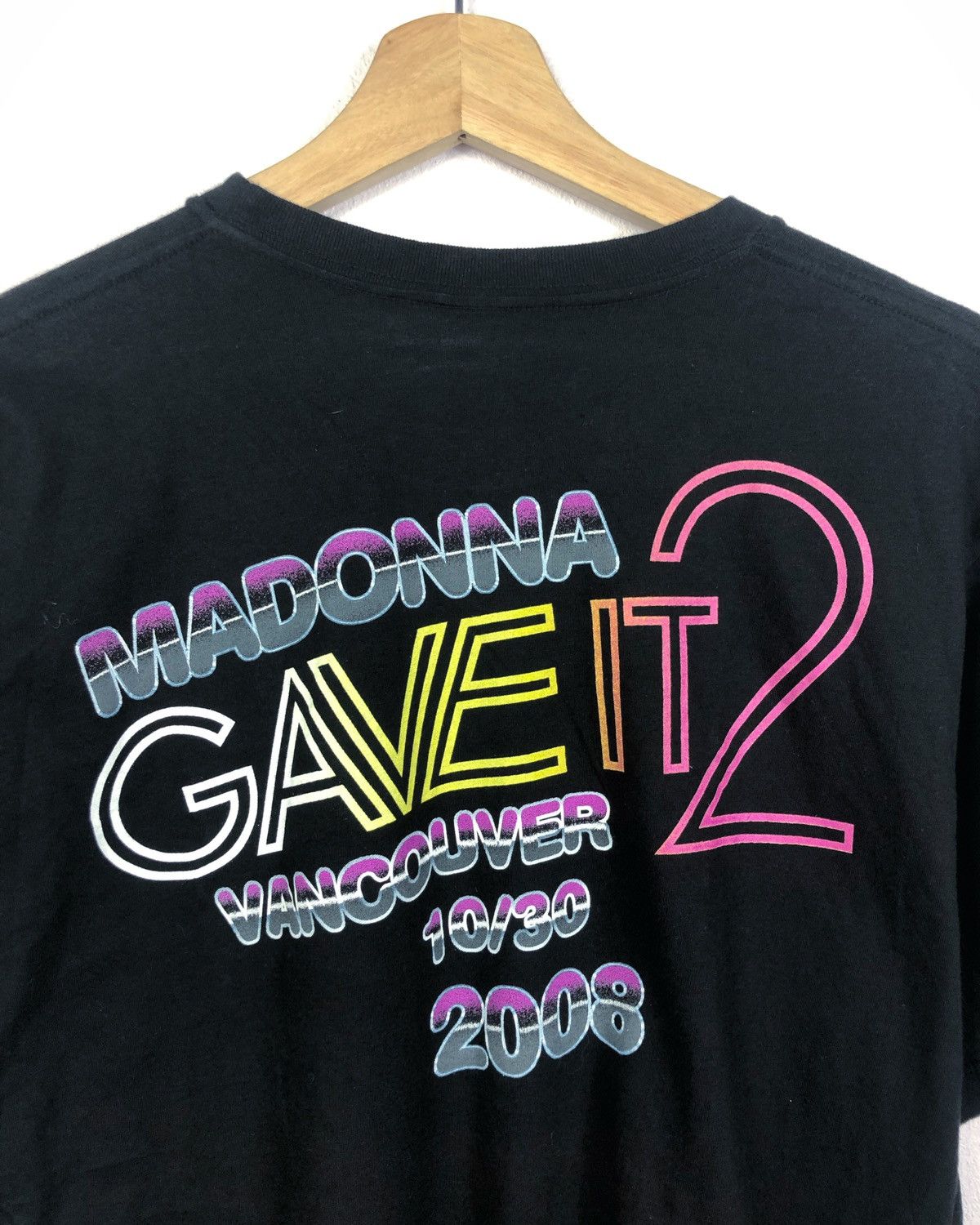 Band Tees Rare Bootleg Madonna Give It 2 Me 2008 Tour Tee Size US M / EU 48-50 / 2 - 7 Thumbnail