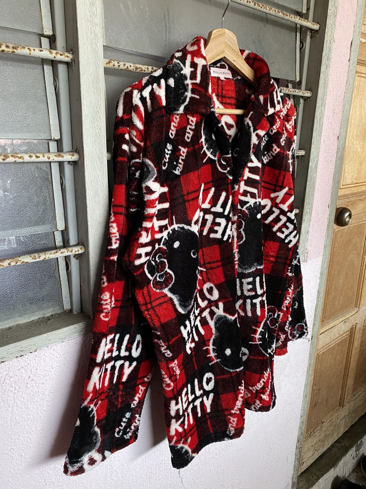 Cartoon Network × Japanese Brand ⚡️Steals⚡️ Hello Kitty Fullprinted Pajamas Size US M / EU 48-50 / 2 - 4 Thumbnail