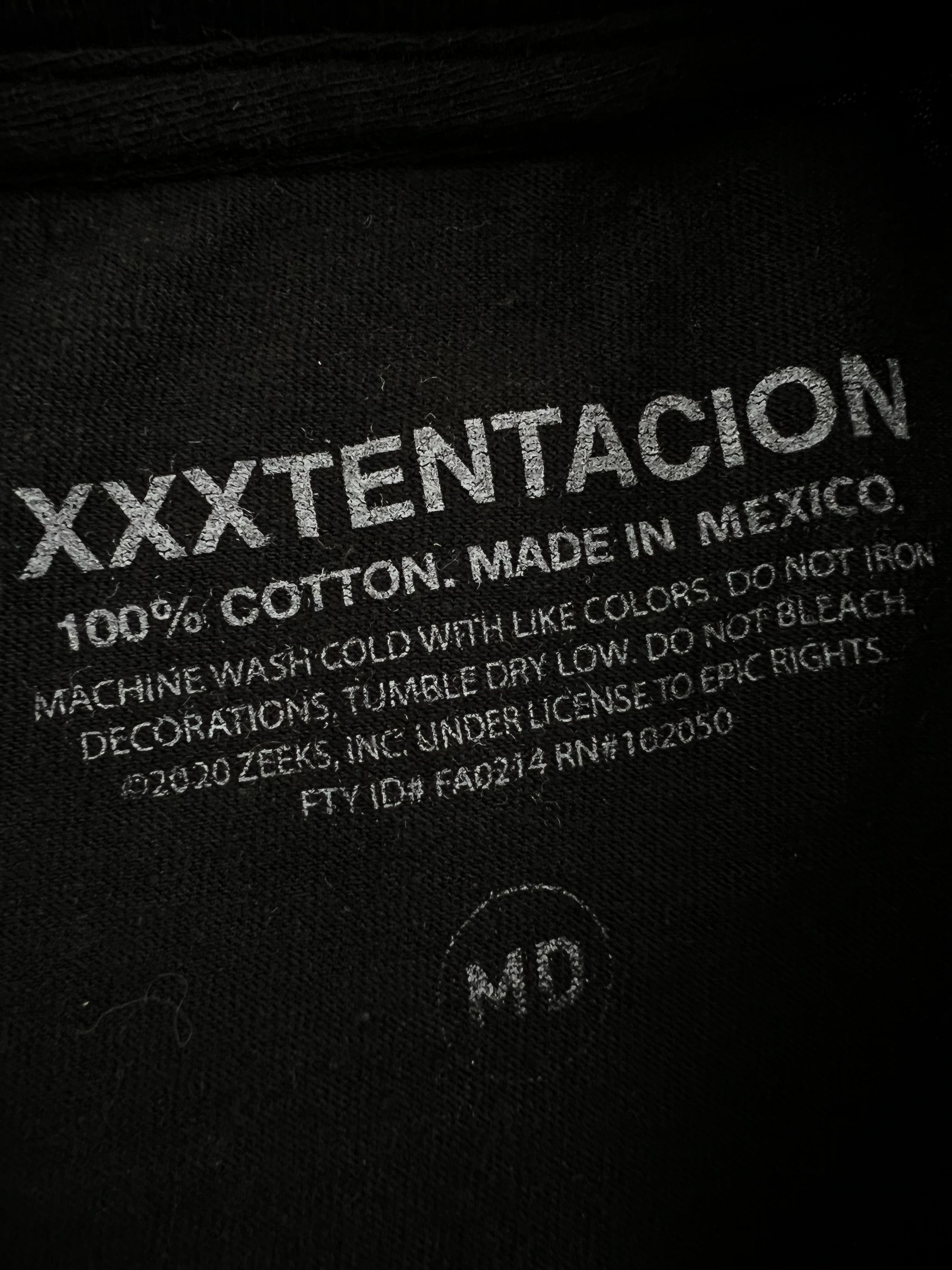 Rap Tees XXXTENTACION Crossed Arms Memorial Tee Black Medium XXX Size US M / EU 48-50 / 2 - 3 Thumbnail