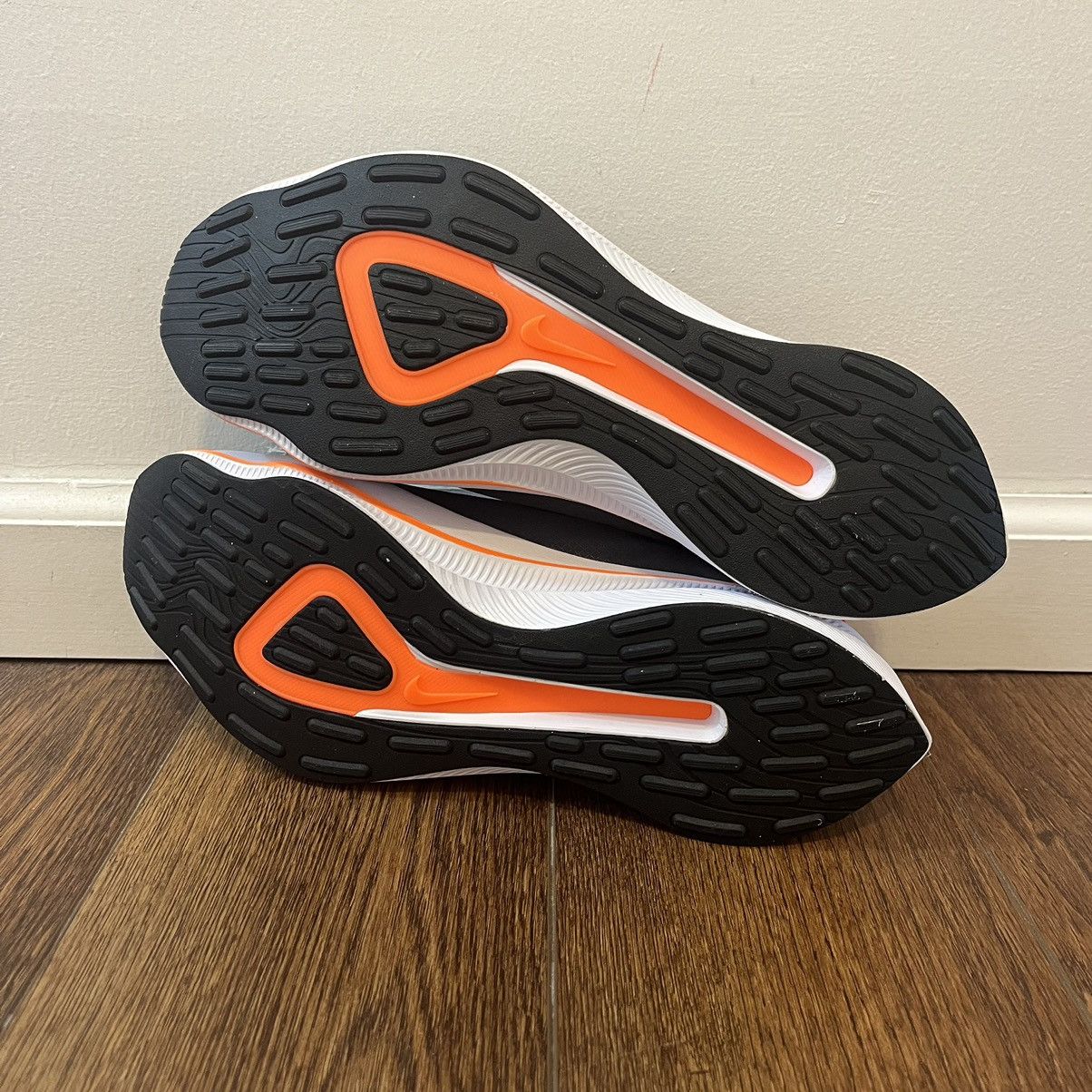 Nike Nike EXP-X14 SE Just Do It 2018 Size US 10.5 / EU 43-44 - 6 Thumbnail