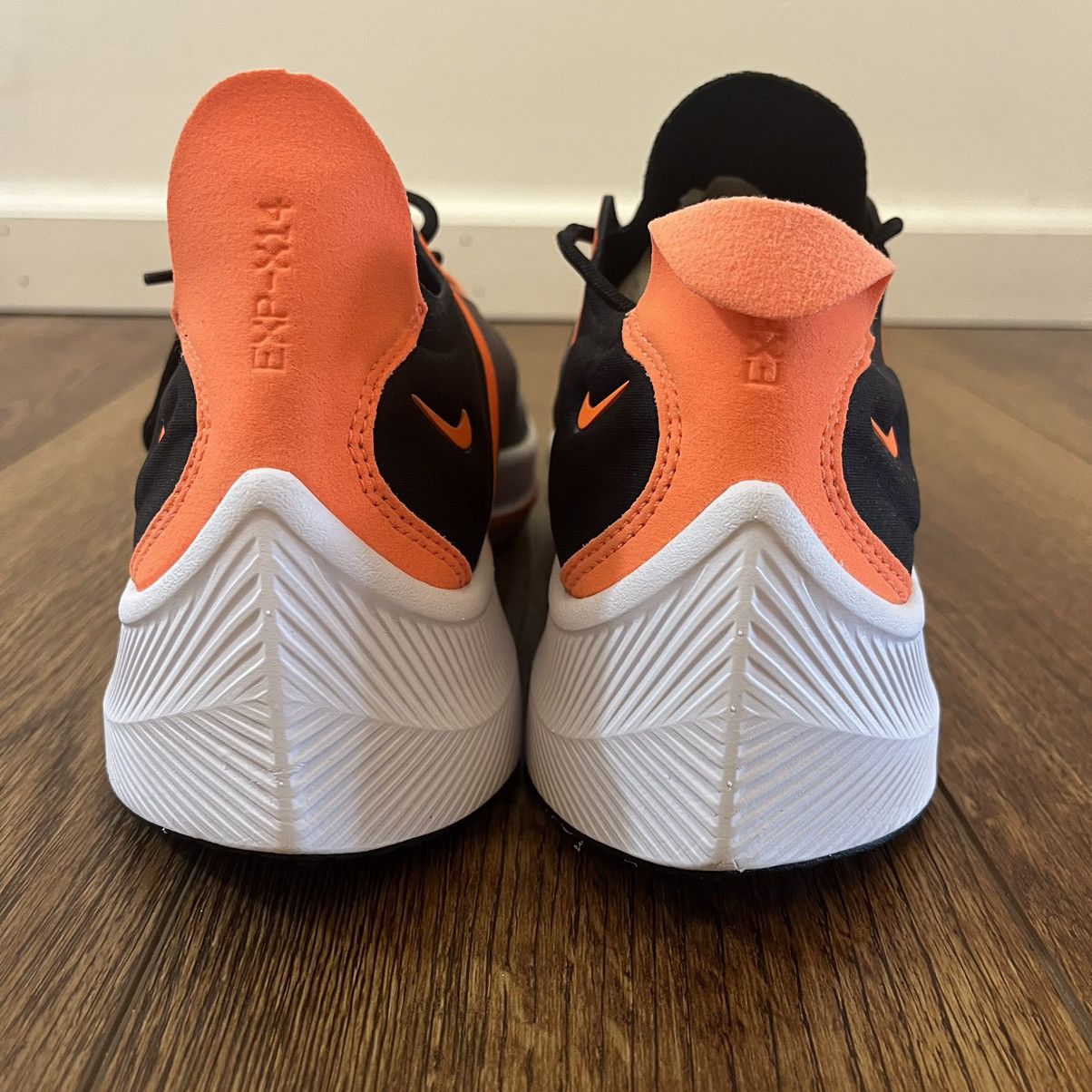 Nike Nike EXP-X14 SE Just Do It 2018 Size US 10.5 / EU 43-44 - 5 Thumbnail