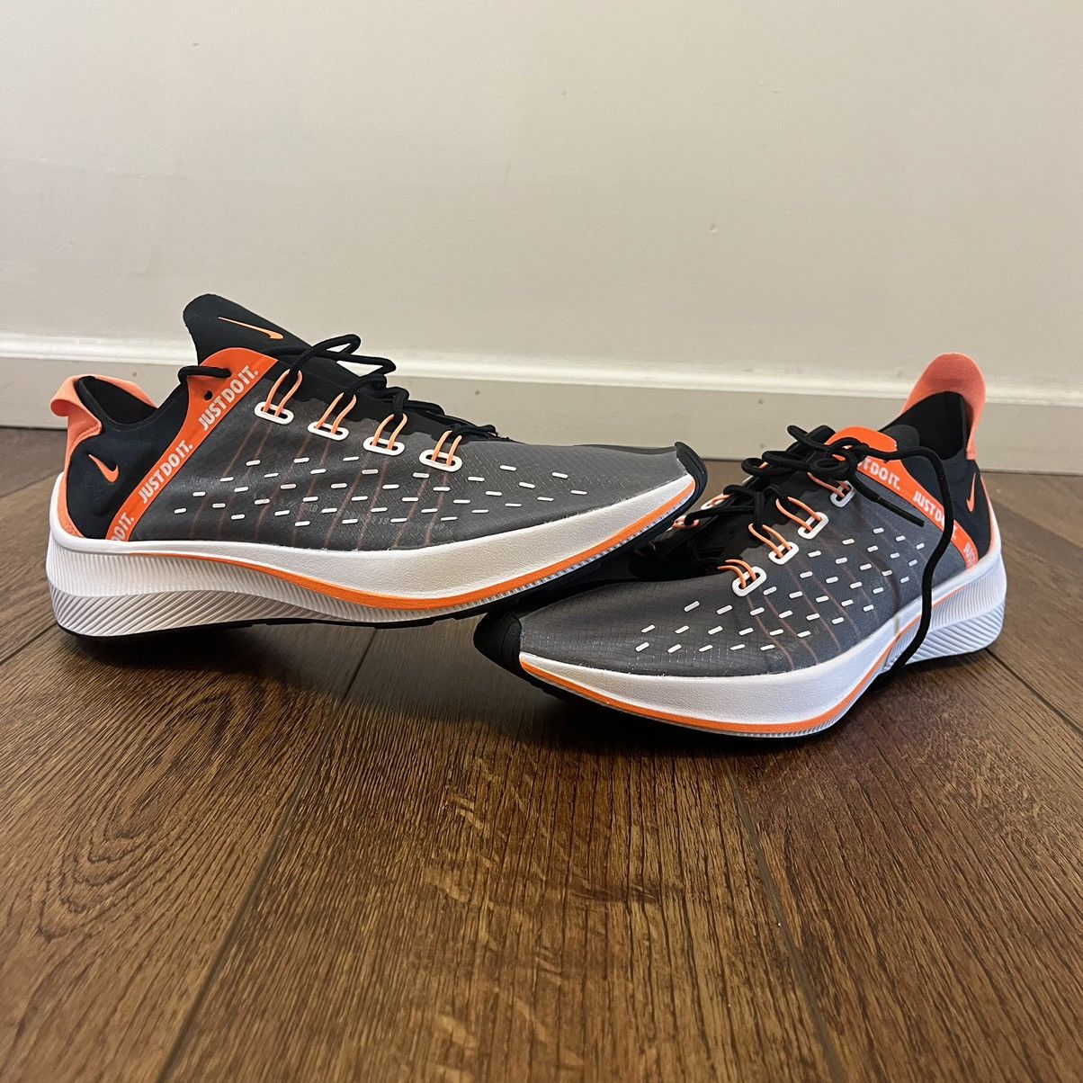 Nike Nike EXP-X14 SE Just Do It 2018 Size US 10.5 / EU 43-44 - 1 Thumbnail
