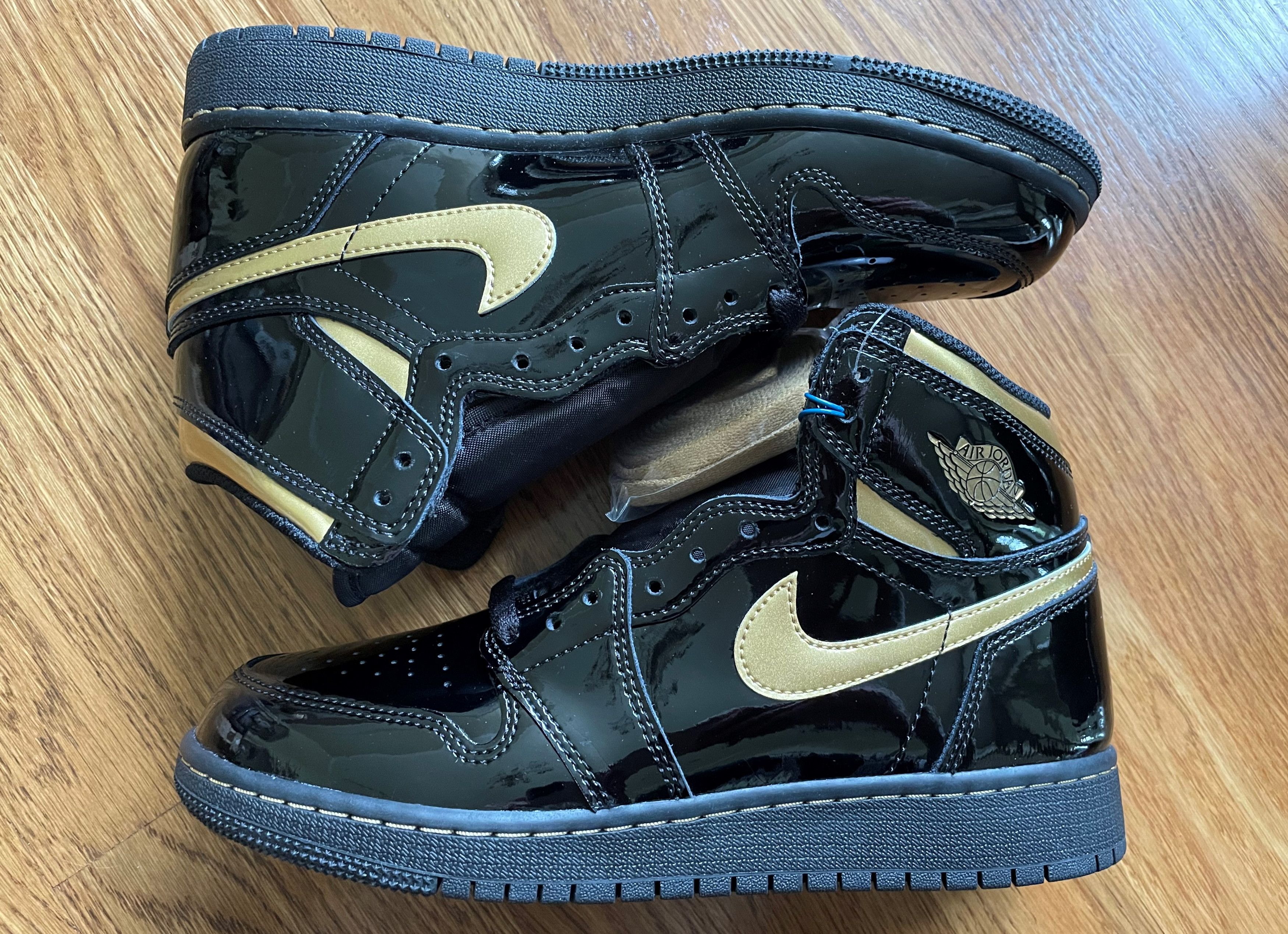 Nike GS 6Y Jordan 1 High Black Metallic Gold OG SE 3 4 5 6 7 11 | Grailed