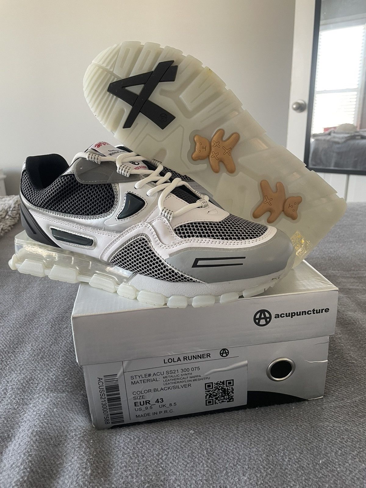 Acupuncture REFLECTiVE ACUPUNCTURE LOLA RUNNER SNEAKERS Size US 9.5 / EU 42-43 - 2 Thumbnail
