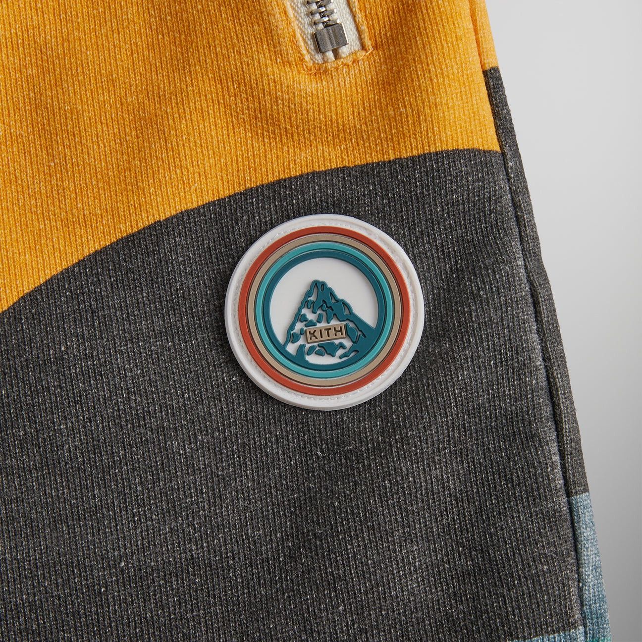 Columbia × Kith 2022 Sonora Desert Sanguine Cotton Fleece Shorts Sweatshorts Size US 32 / EU 48 - 5 Thumbnail