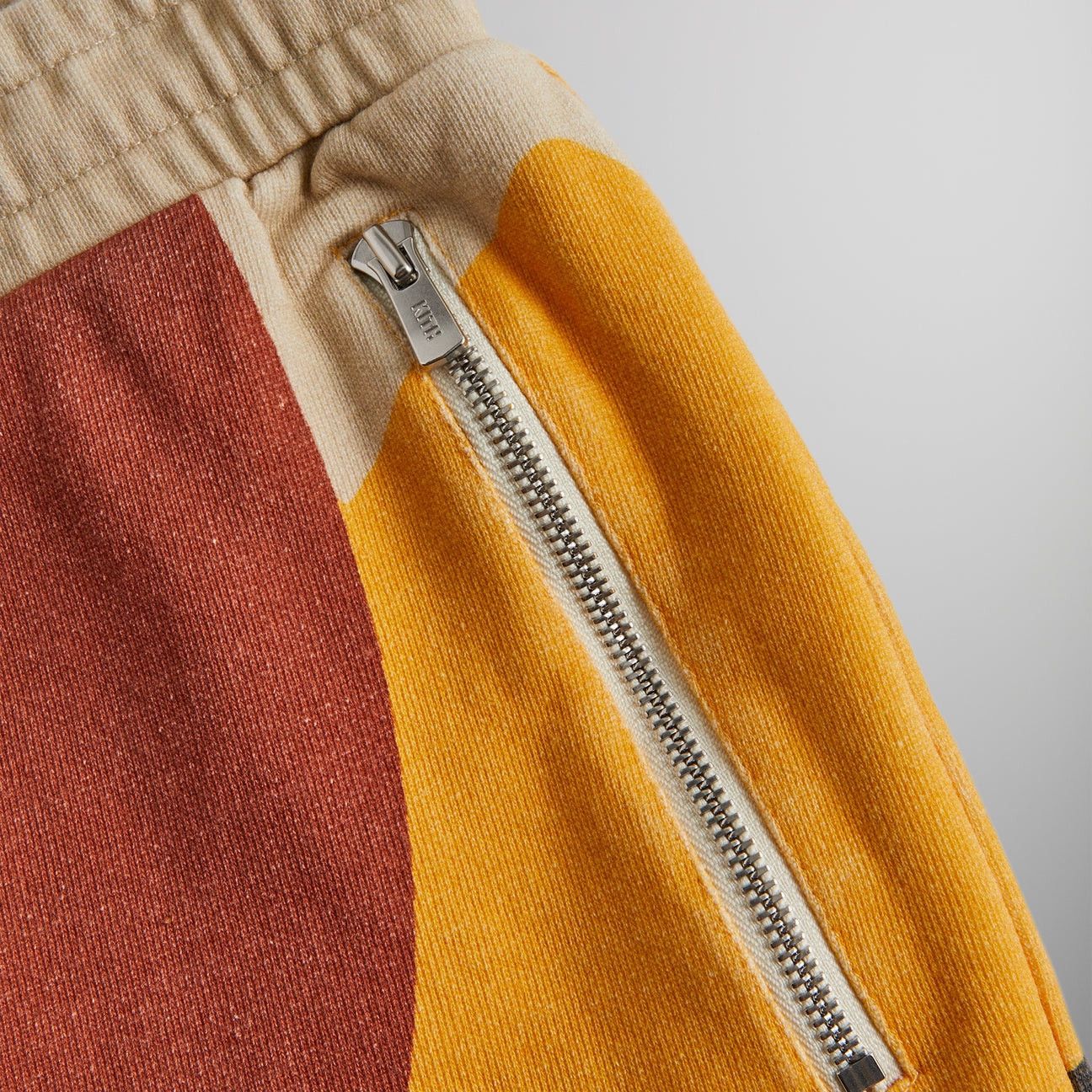 Columbia × Kith 2022 Sonora Desert Sanguine Cotton Fleece Shorts Sweatshorts Size US 32 / EU 48 - 4 Thumbnail