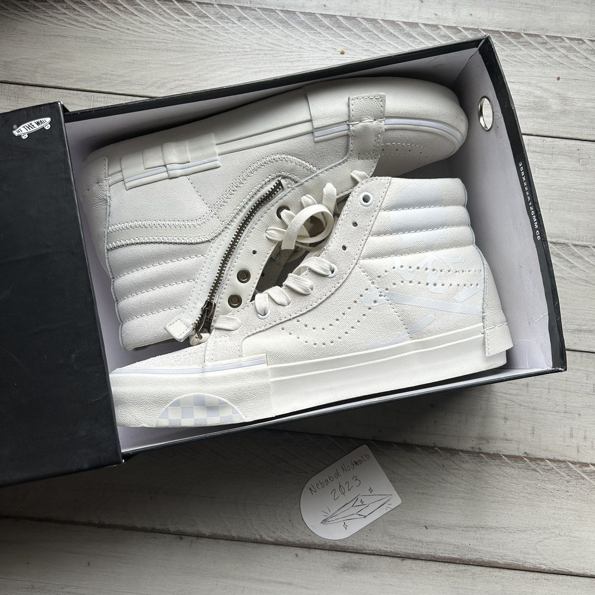 END. VANS MASTERMiND WORLD SK8 Hi CAP LX LEATHER ZiP VN0A3TKM2561 Size US 10 / EU 43 - 20 Thumbnail