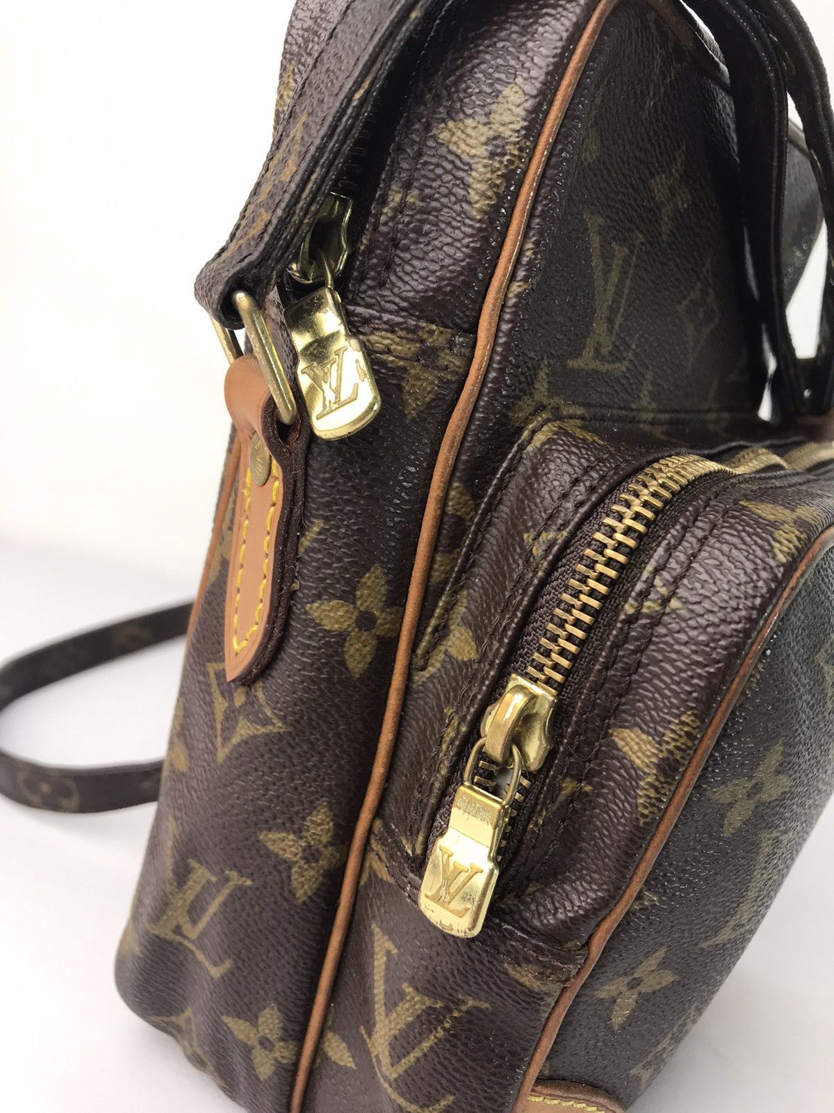 Louis Vuitton Authentic Louis Vuitton Amazon Crossbody bag #682 Size ONE SIZE - 5 Thumbnail