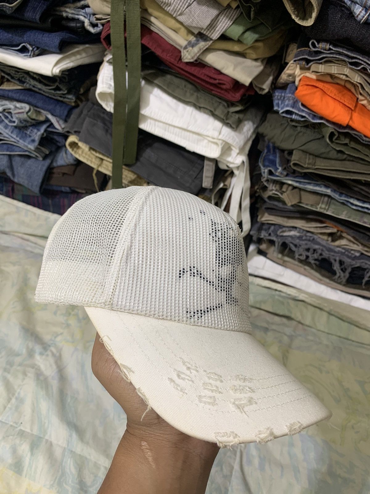 Seditionaries Trucker hat reproduct NYC skull design distressed hat Size ONE SIZE - 6 Thumbnail