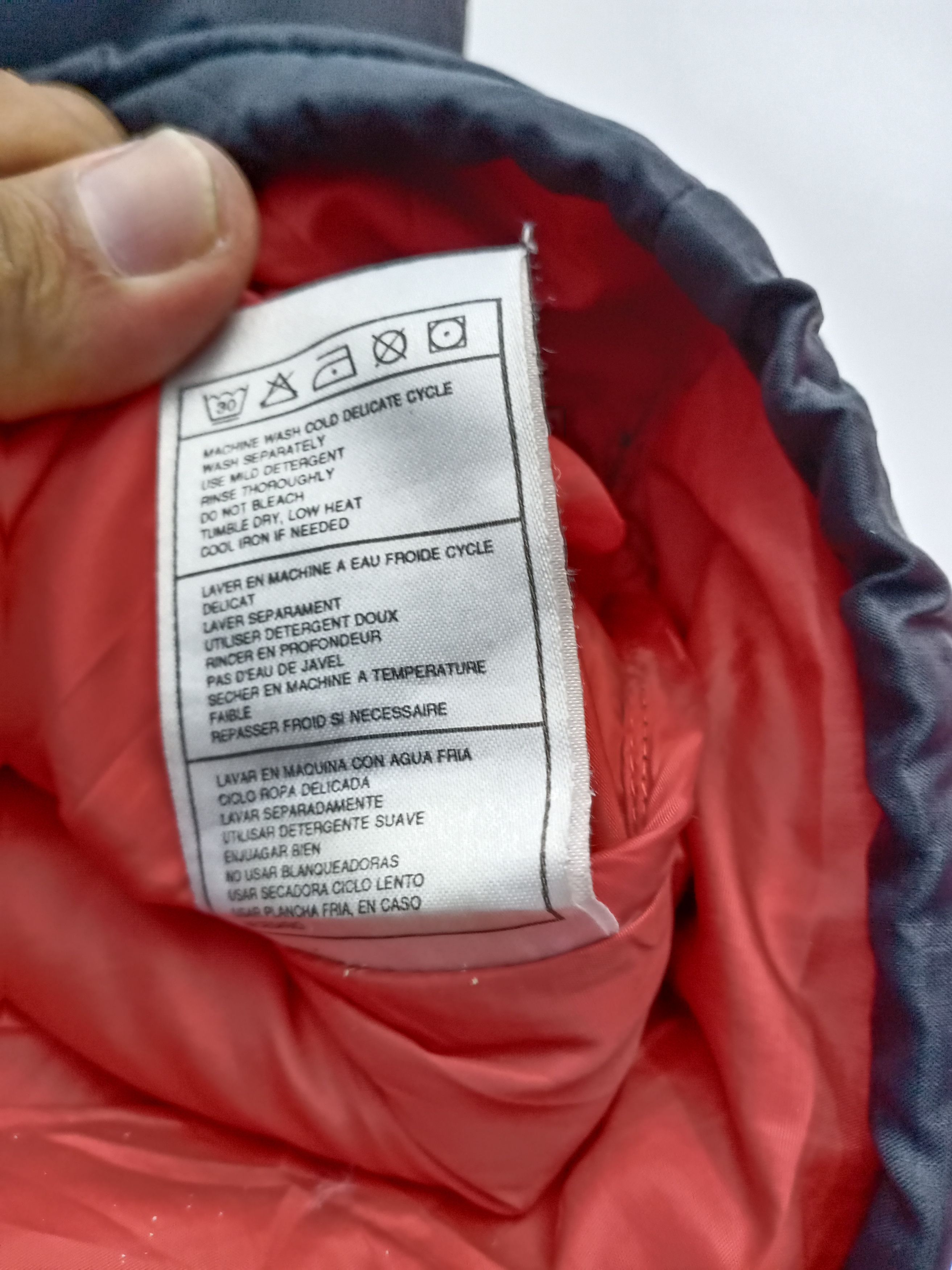 Nike ACG × Vintage Vintage Nike ACG Small Logo Spell out Puffer Vest Size 38L - 4 Thumbnail