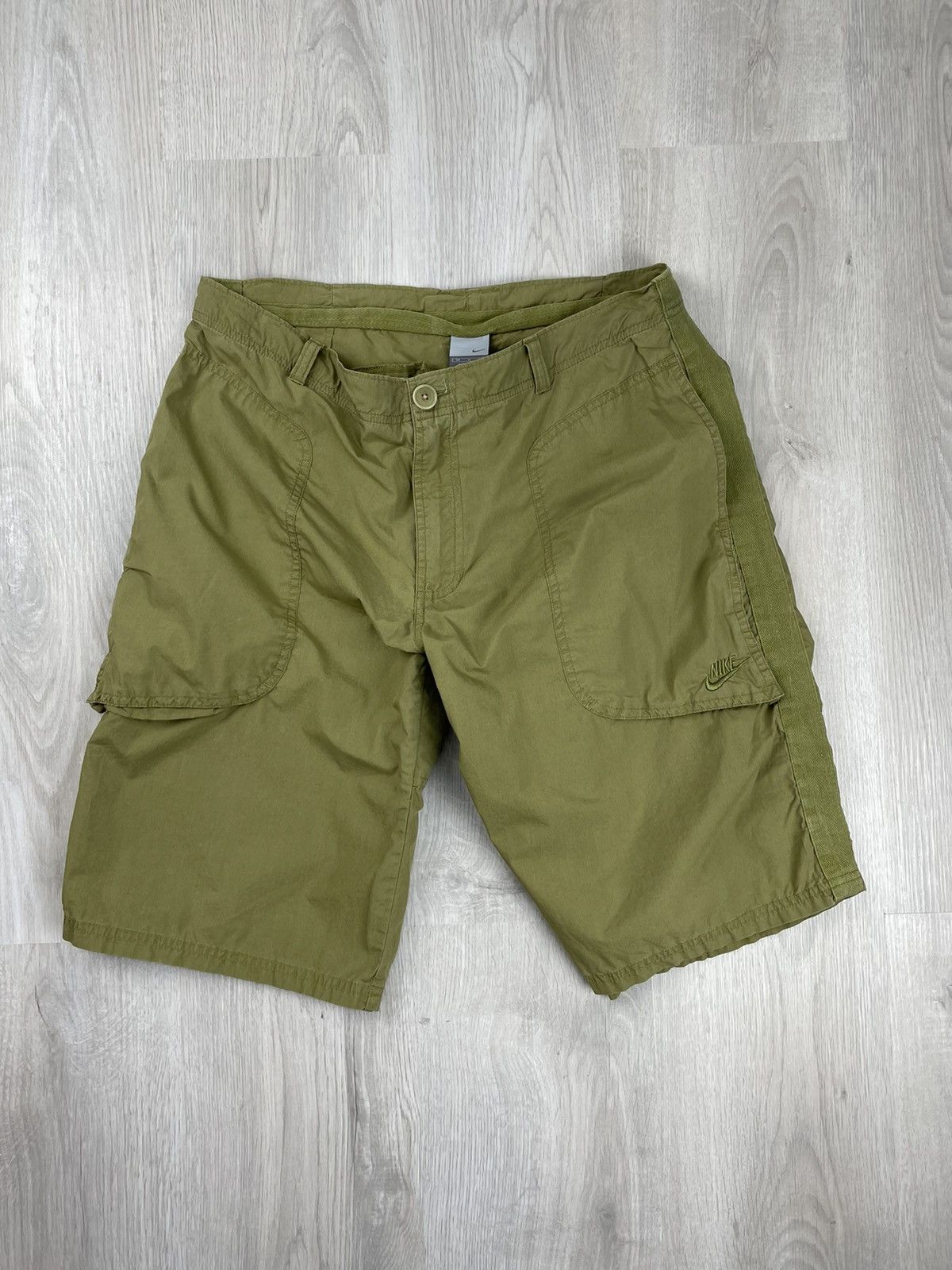 Nike × Vintage Y2k Vintage Nike Cargo Drill Shorts Size US 34 / EU 50 - 1 Thumbnail
