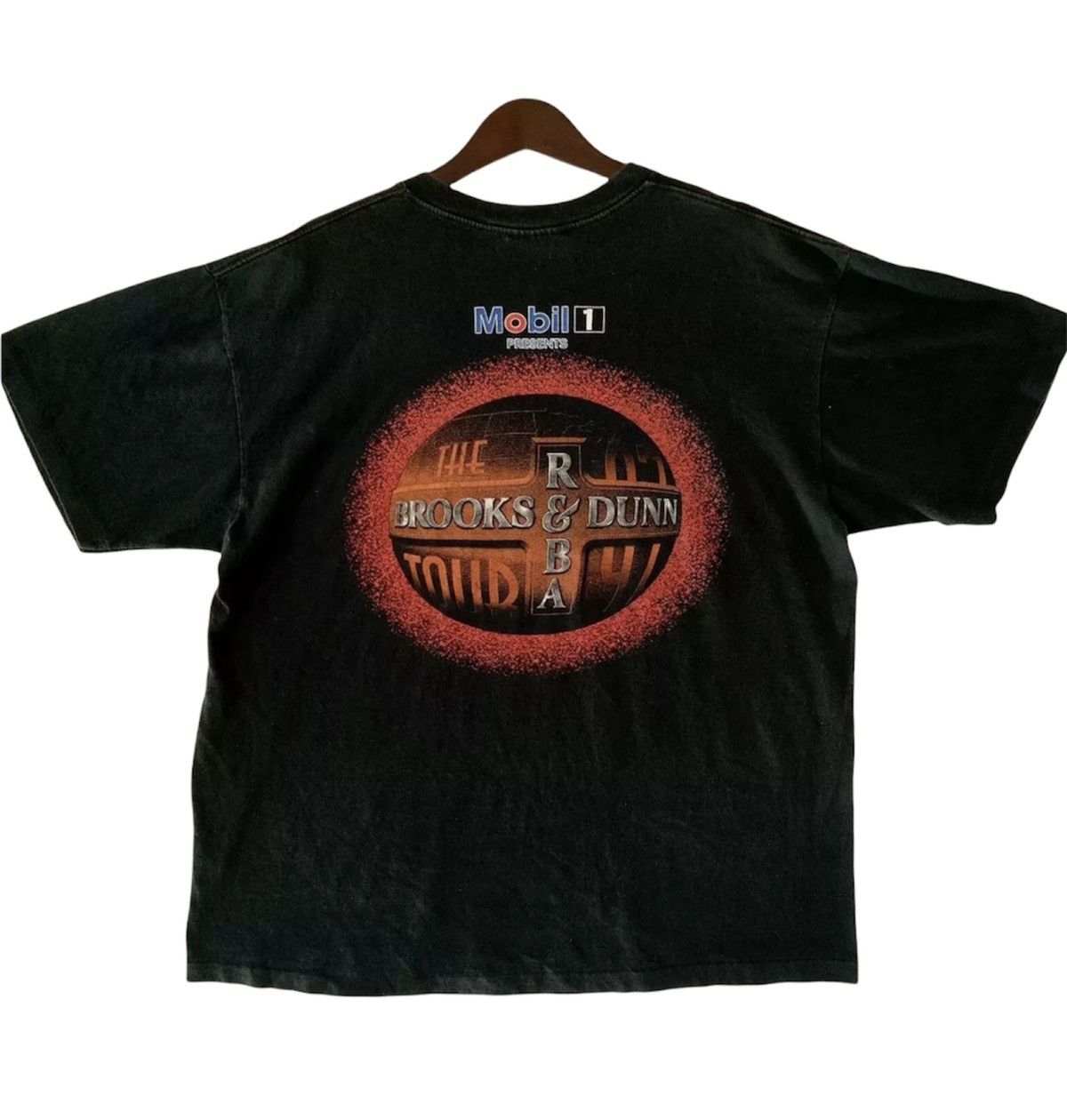 Band Tees × Vintage Vintage REBA / BROOKS DUNN country music duo tee shirt Size US XL / EU 56 / 4 - 2 Thumbnail