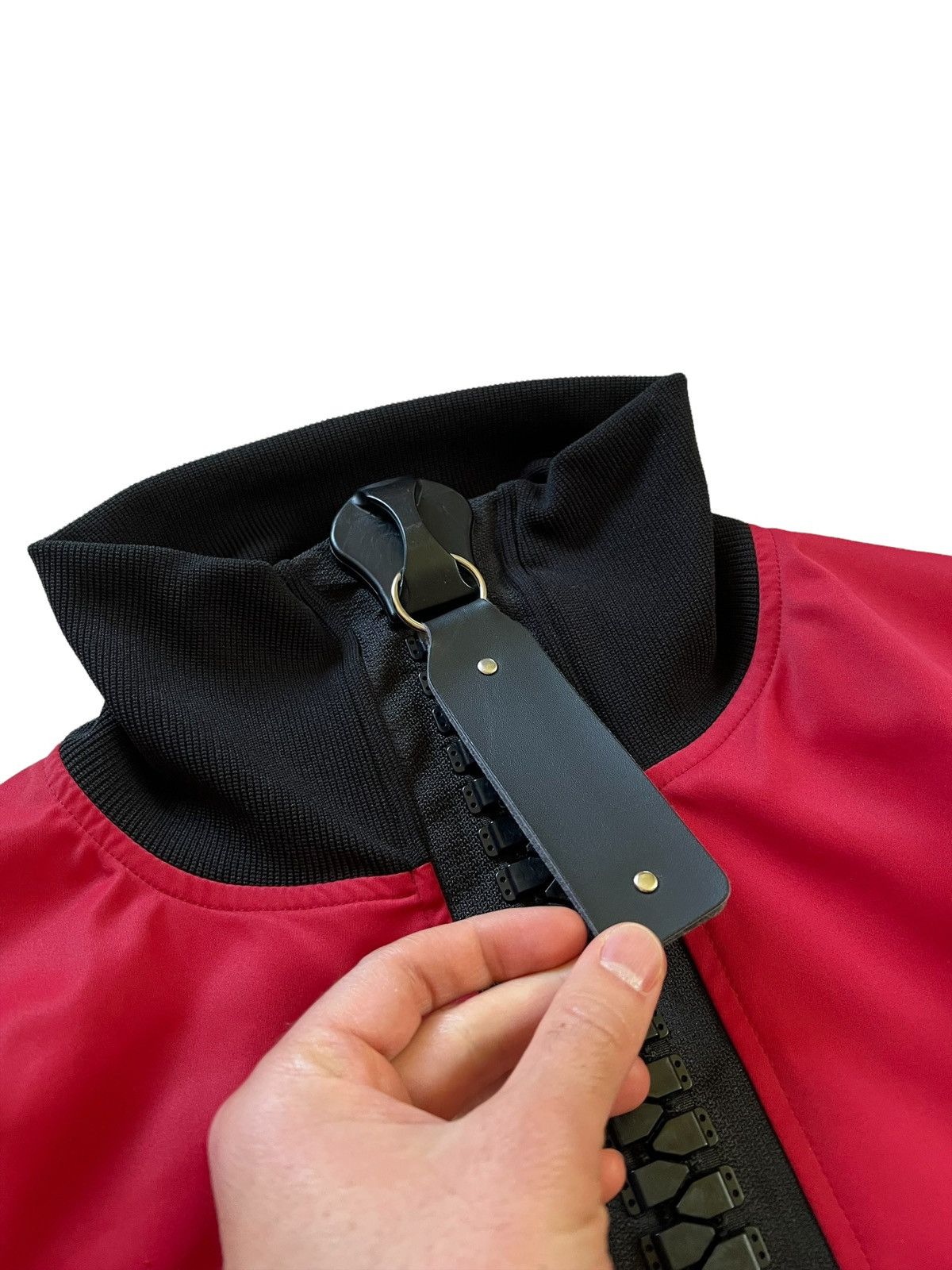 Maison MIHARA YASUHIRO RARE Big Zipper Red Viscose Track Jacket Size US M / EU 48-50 / 2 - 2 Thumbnail