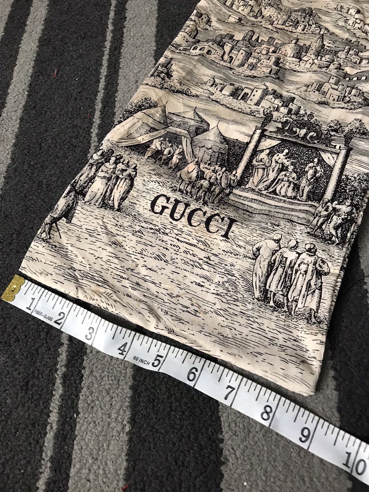 Designer Vintage Gucci Renaissance Jute Pouch Size ONE SIZE - 4 Thumbnail