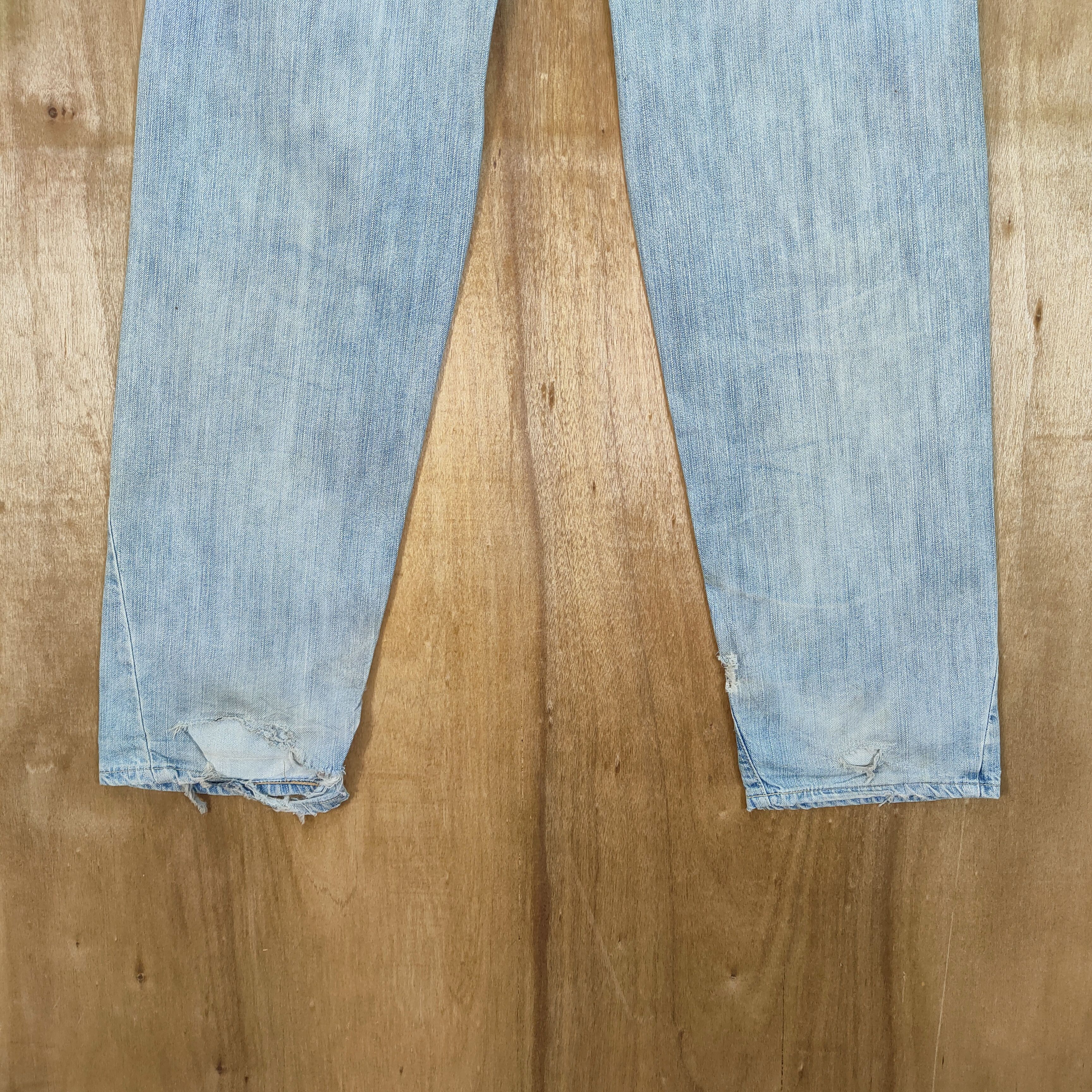 Edwin × Jean × Vintage EDWIN FADED LIGHT BLUE RIPPEP KNEE LOWRISE JEANS PANTS Size US 34 / EU 50 - 9 Thumbnail