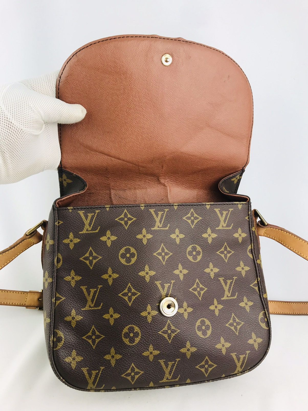 Louis Vuitton ❌Last Drop❌Auth Louis vuitton Saint cloud GM Shoulderbag Size ONE SIZE - 14 Thumbnail